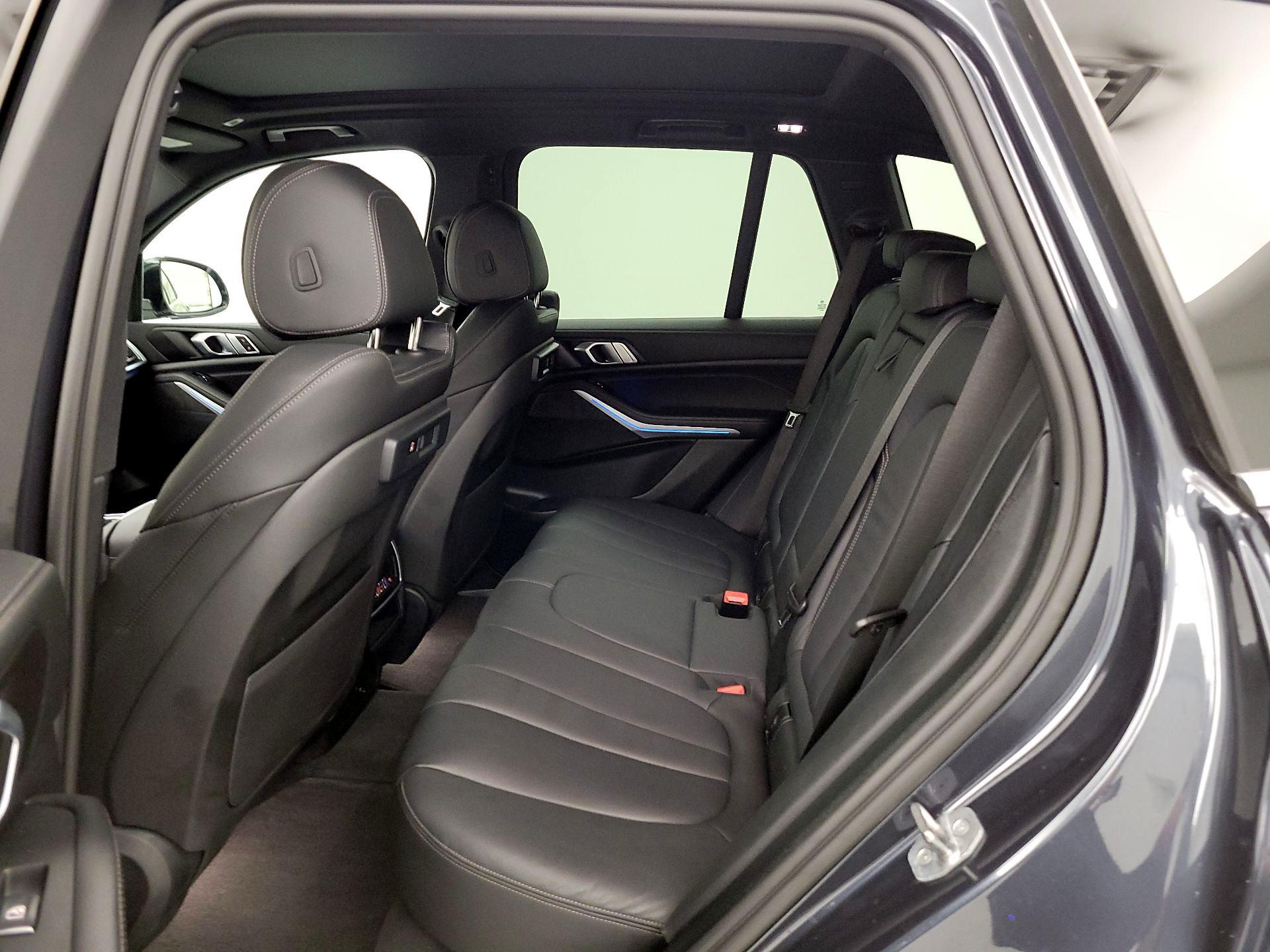 Thumbnail: 2022 BMW X5 - 20