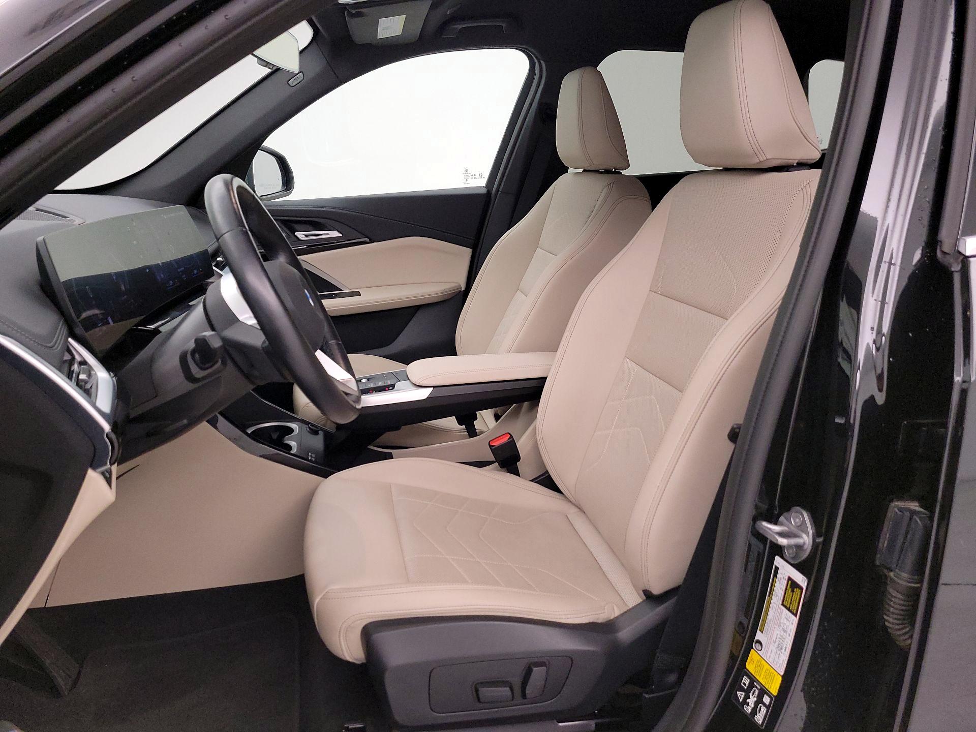 Thumbnail: 2023 BMW X1 - 11