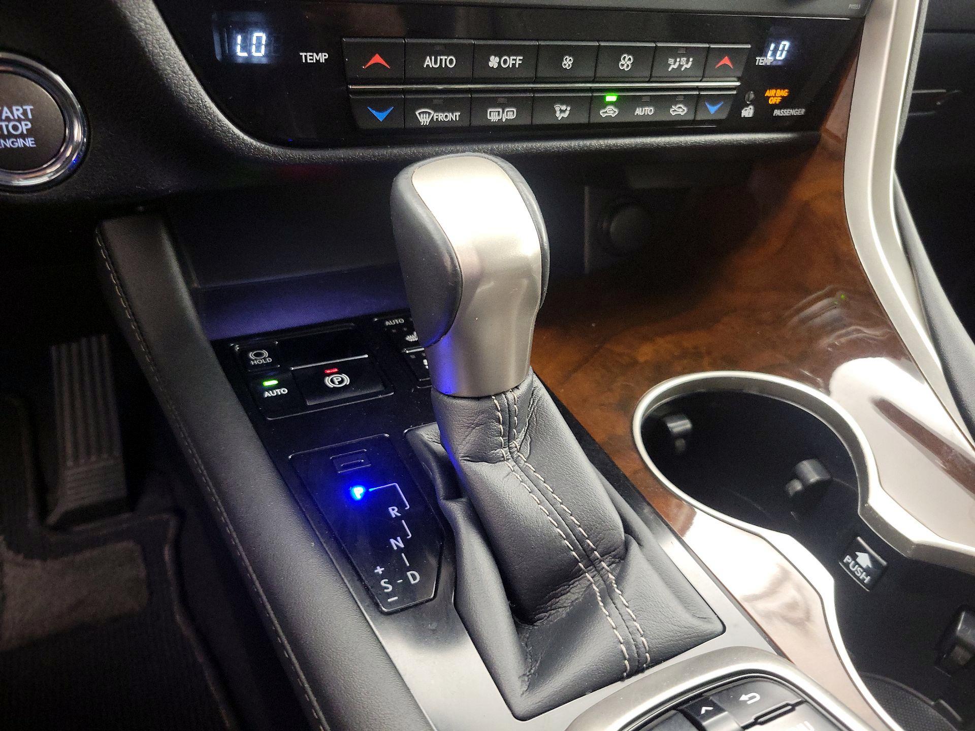 Thumbnail: 2017 Lexus RX - 18