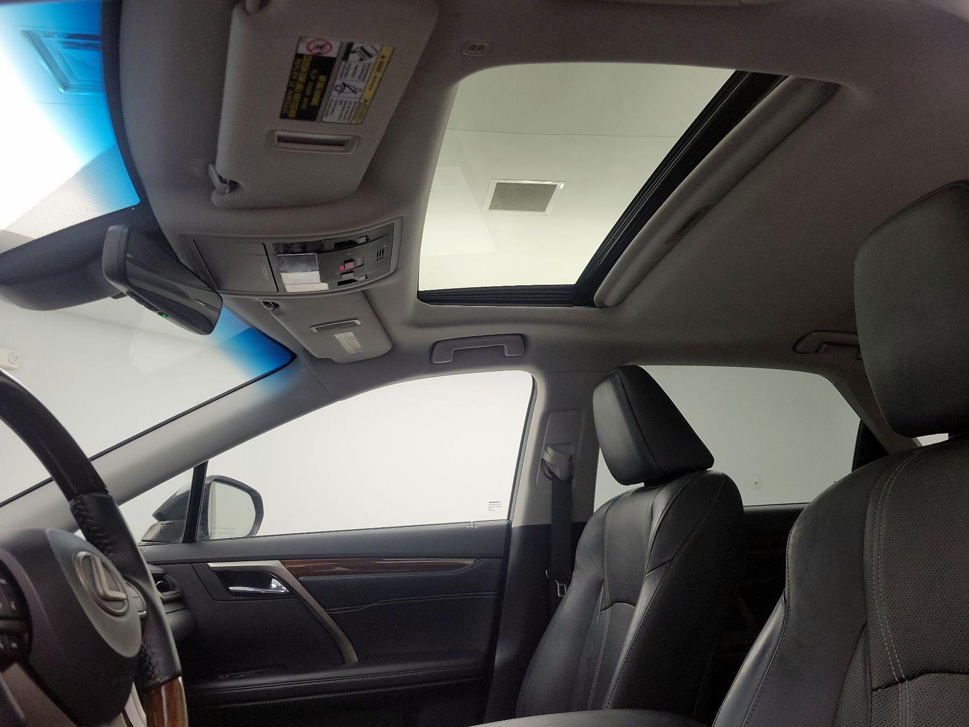 Thumbnail: 2017 Lexus RX - 20