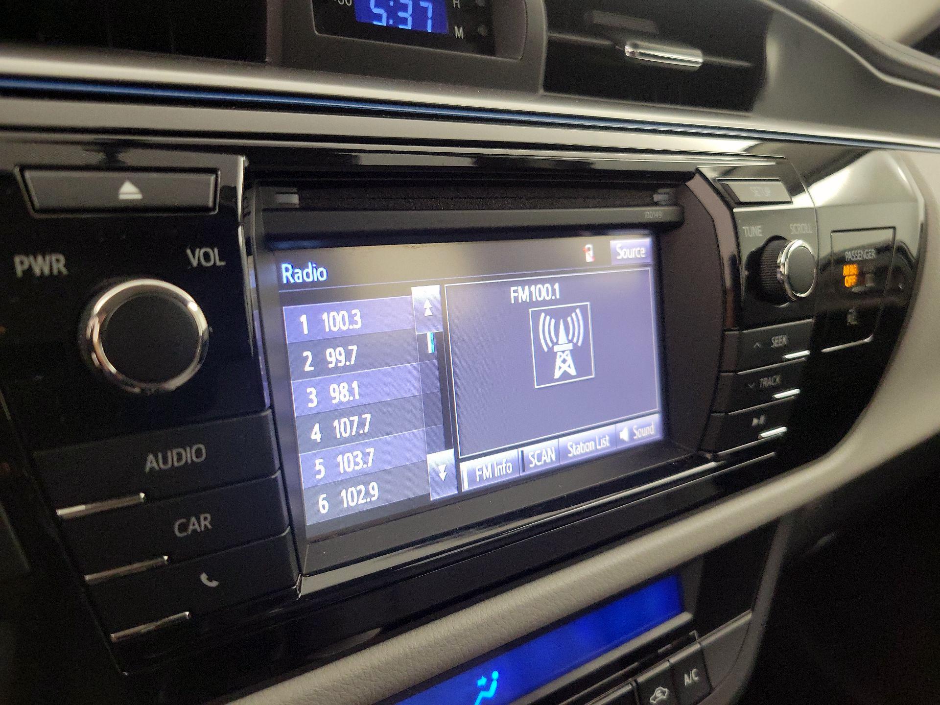 Thumbnail: 2014 Toyota Corolla - 15