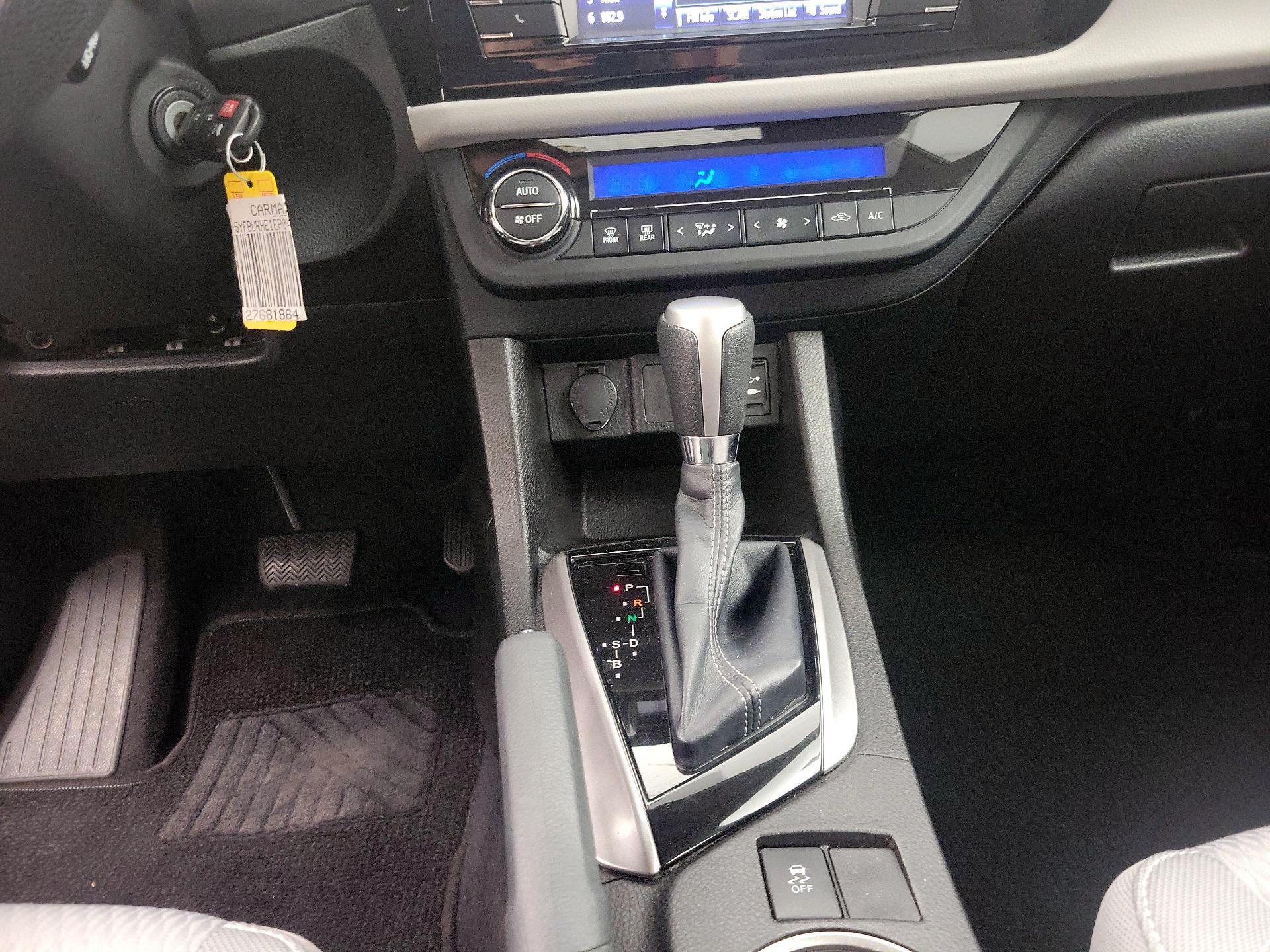 Thumbnail: 2014 Toyota Corolla - 17