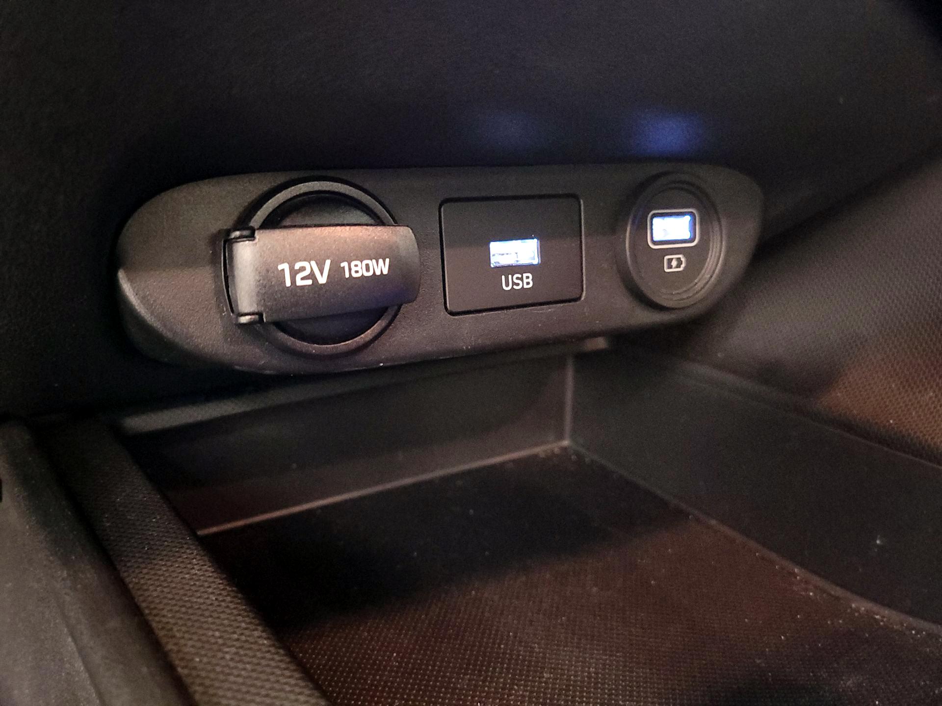 Thumbnail: 2021 Hyundai Elantra - 18