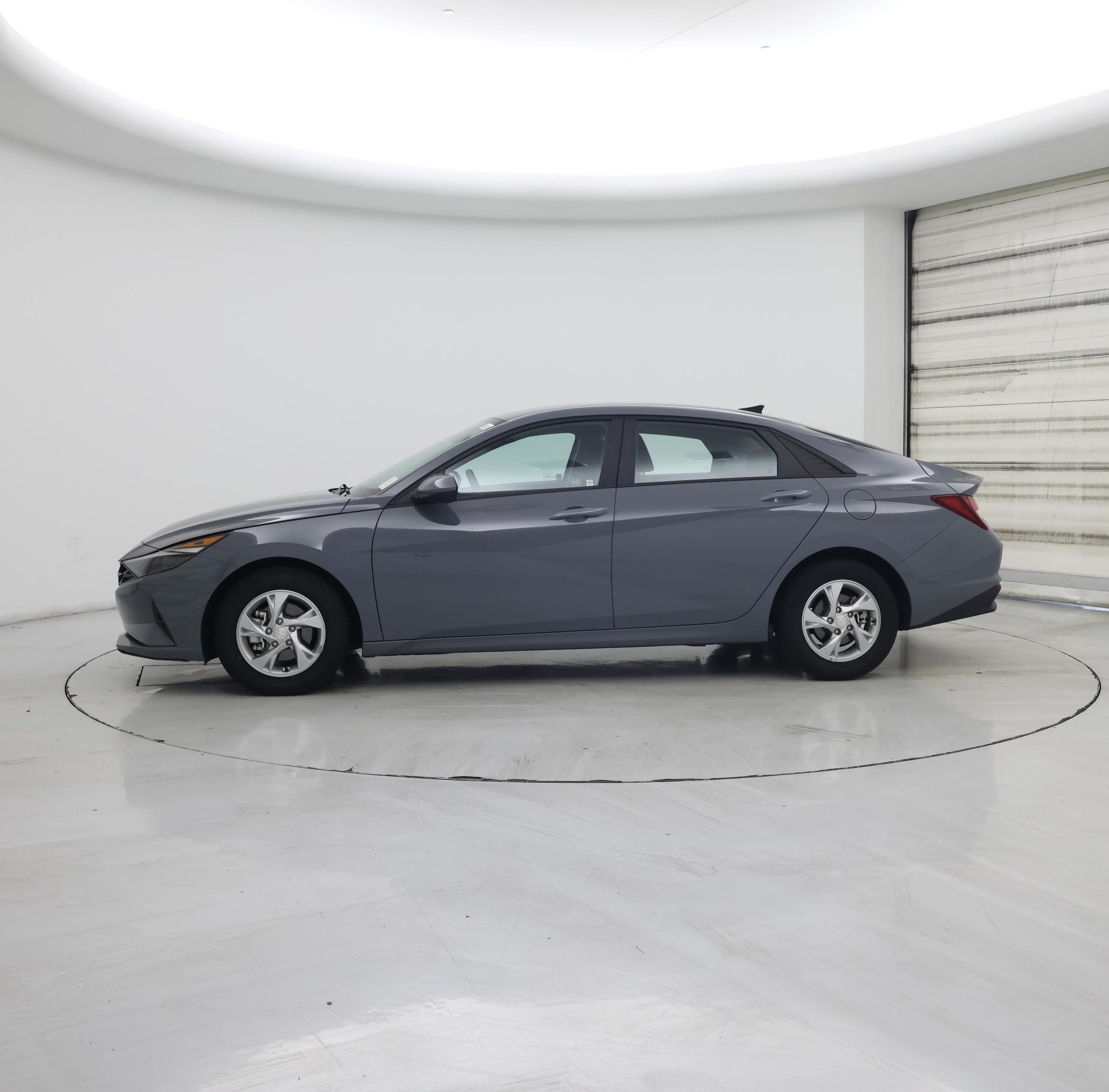 Thumbnail: 2021 Hyundai Elantra - 3
