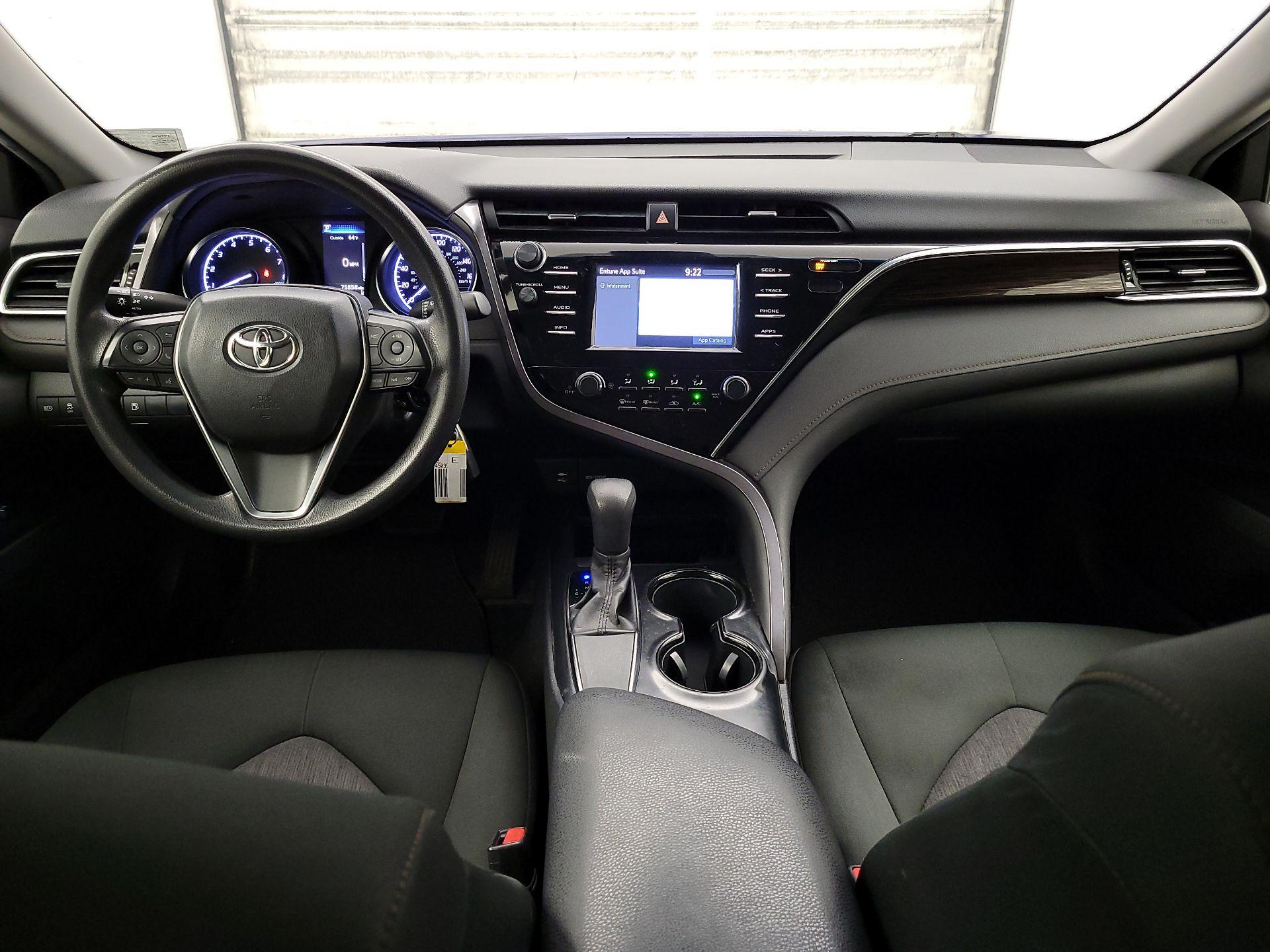 Thumbnail: 2018 Toyota Camry - 9