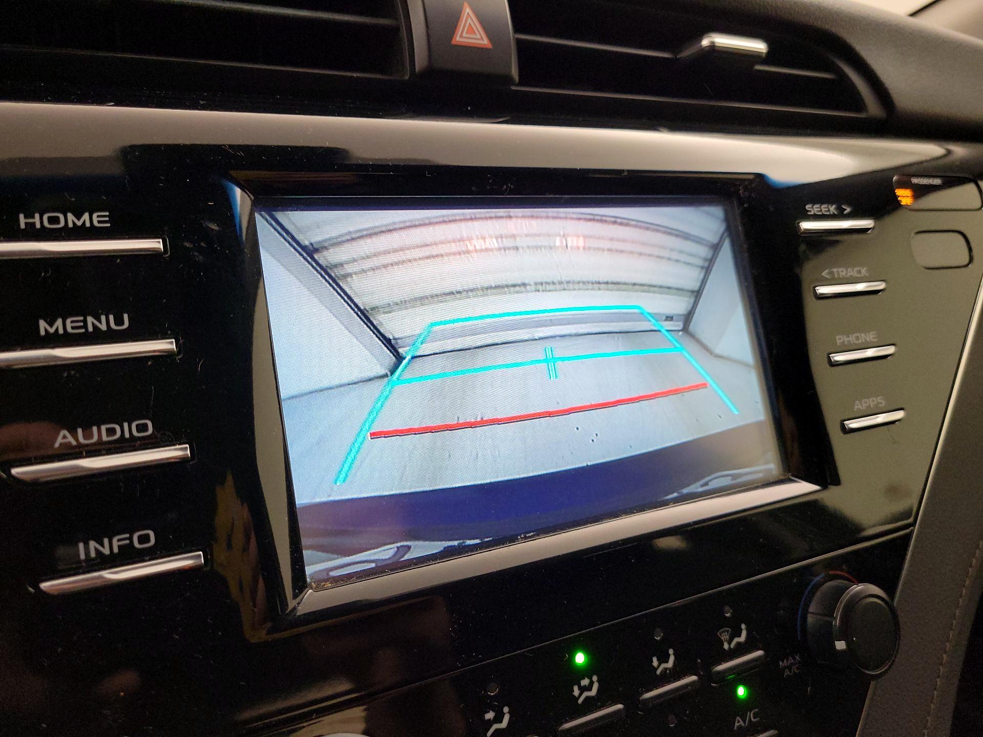 Thumbnail: 2018 Toyota Camry - 14