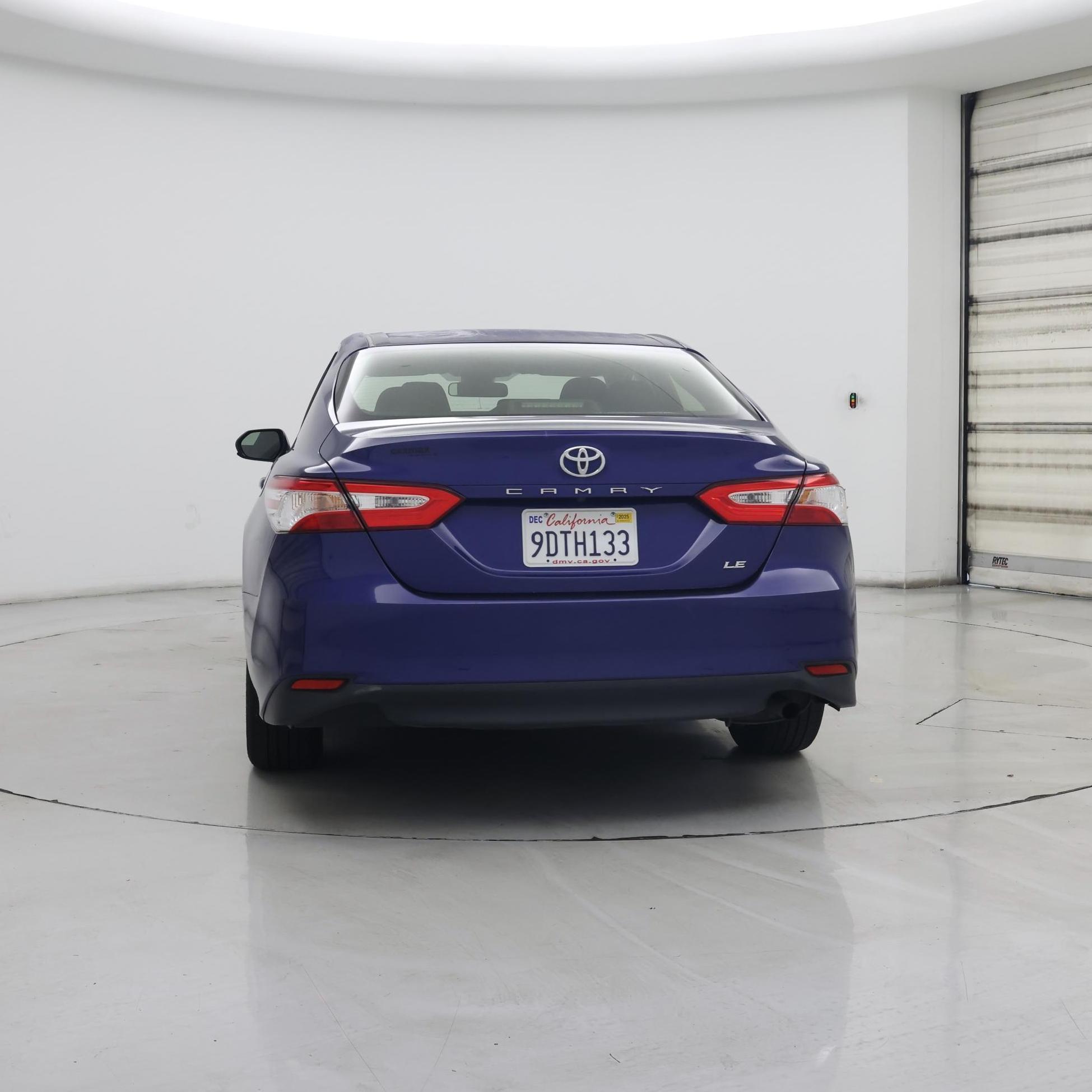 Thumbnail: 2018 Toyota Camry - 6