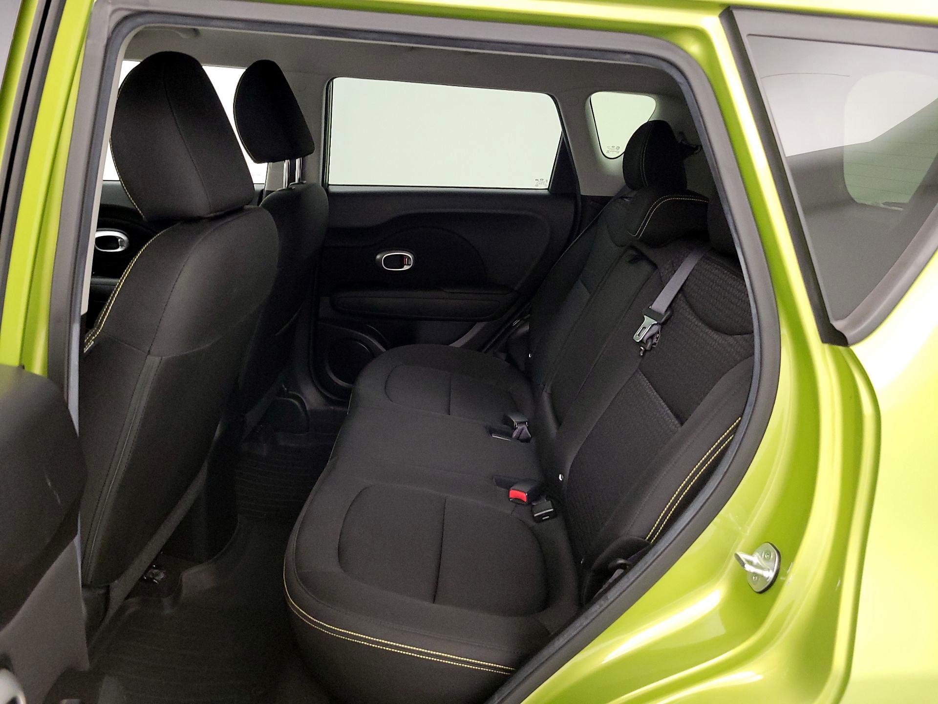 Thumbnail: 2015 Kia Soul - 19