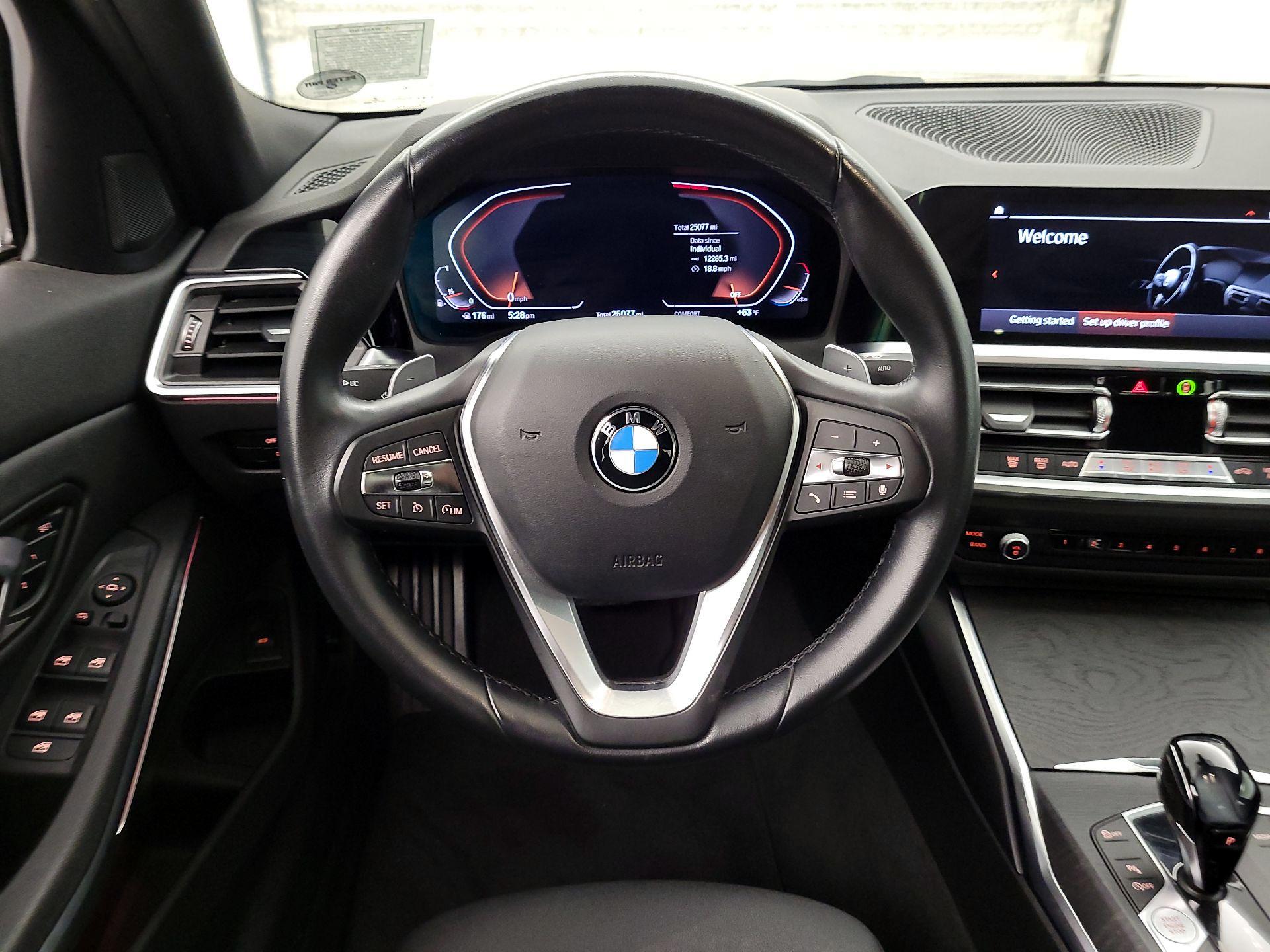 Thumbnail: 2021 BMW 3 Series - 10