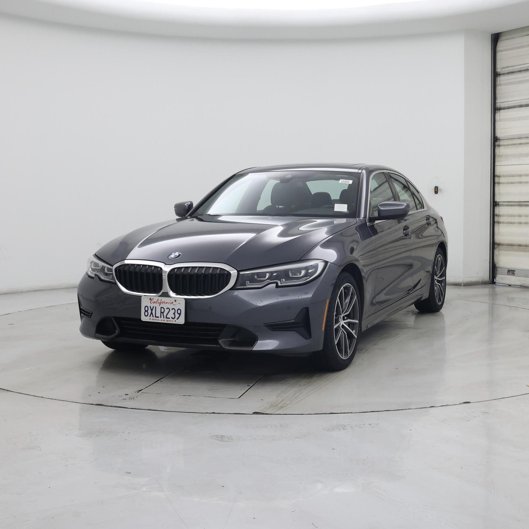 Thumbnail: 2021 BMW 3 Series - 4