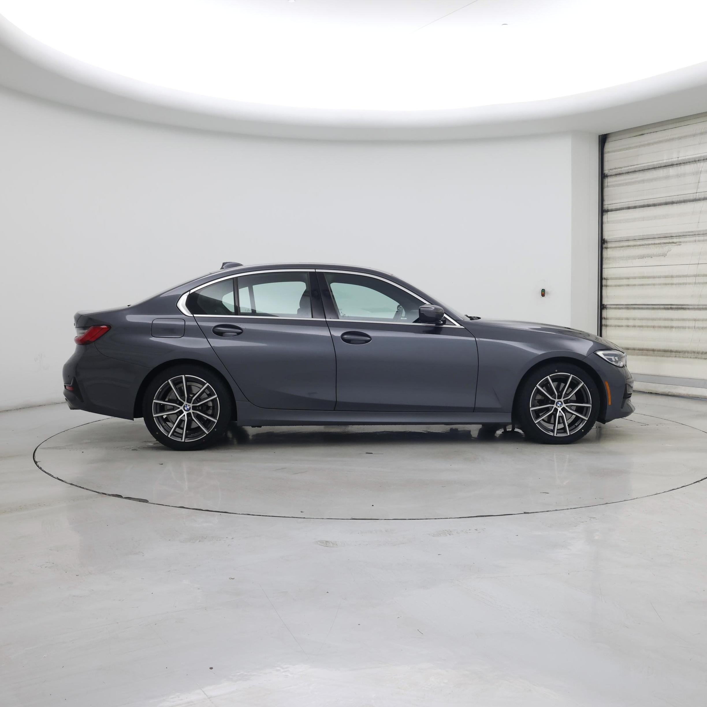 Thumbnail: 2021 BMW 3 Series - 7