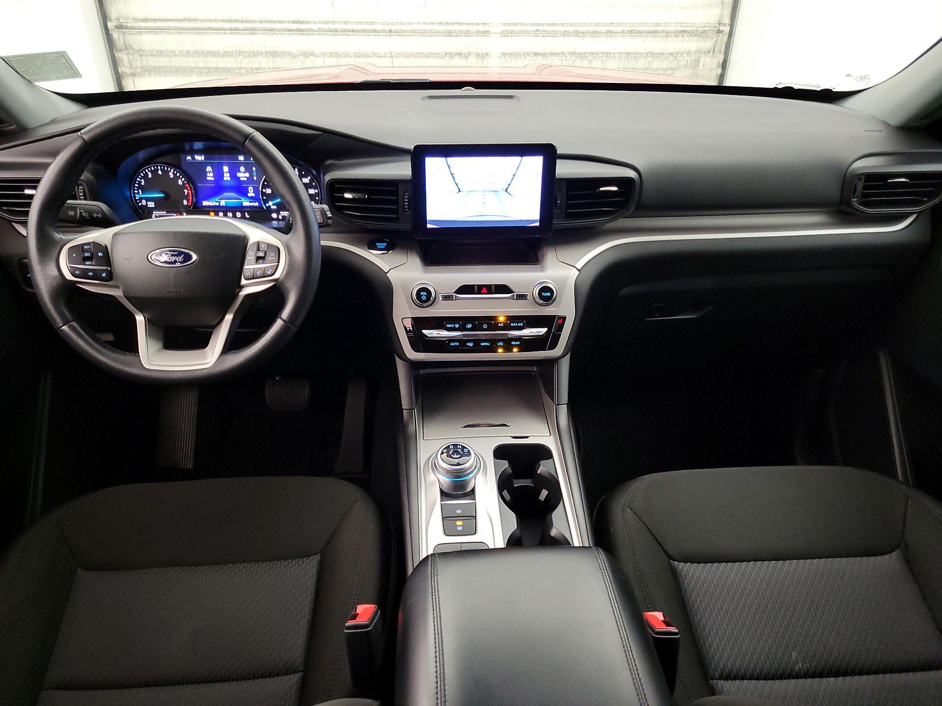 Thumbnail: 2023 Ford Explorer - 9