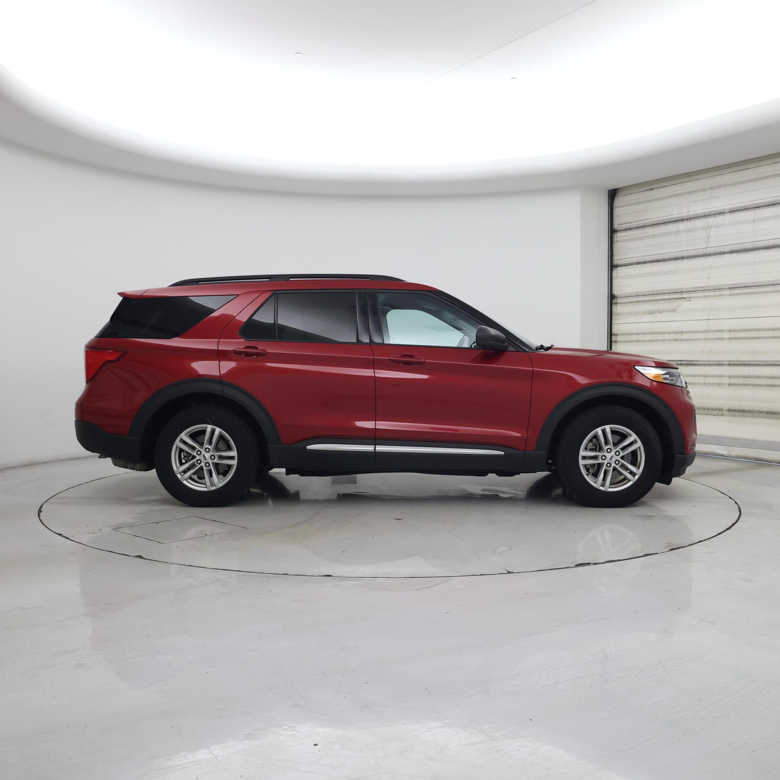 Thumbnail: 2023 Ford Explorer - 7
