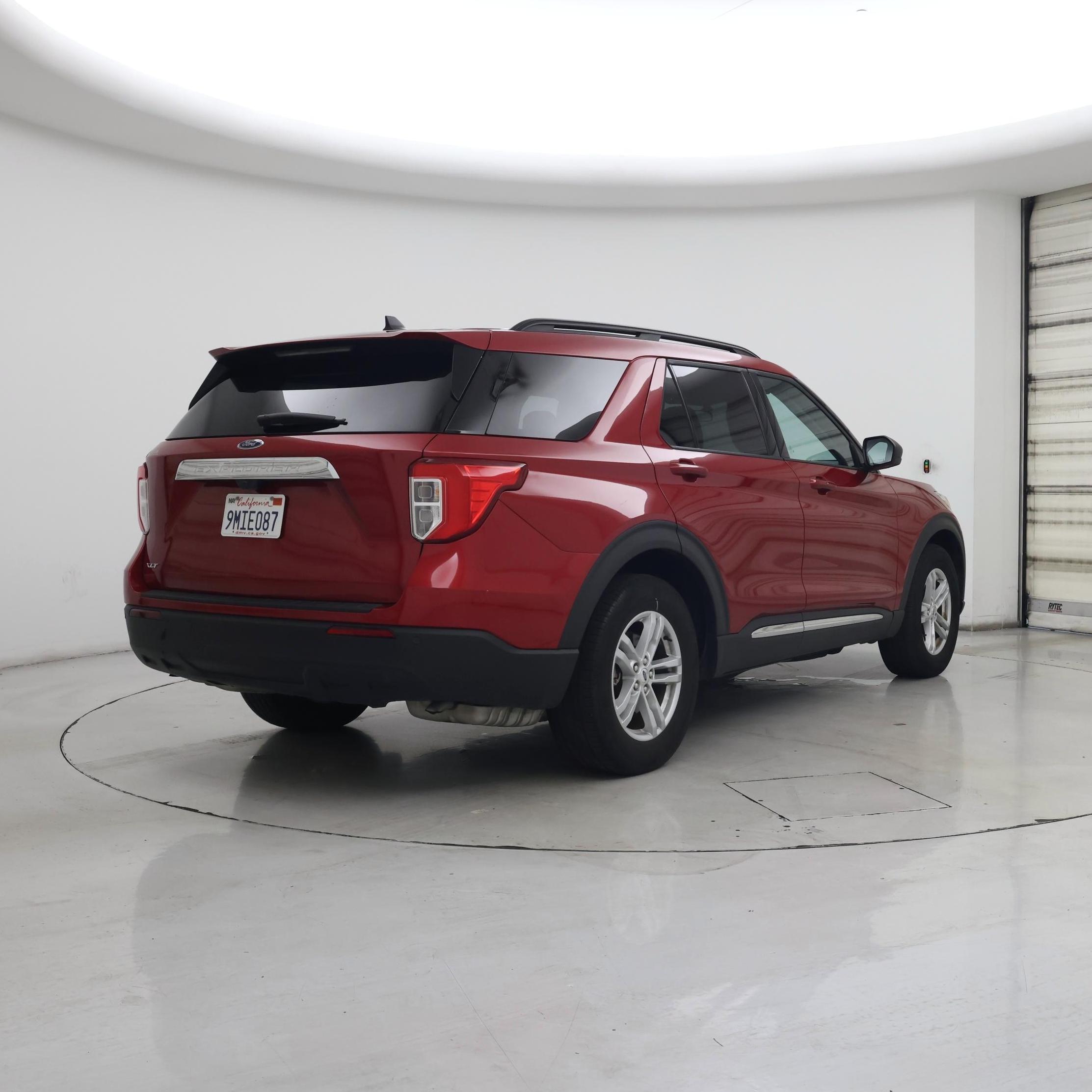 Thumbnail: 2023 Ford Explorer - 8