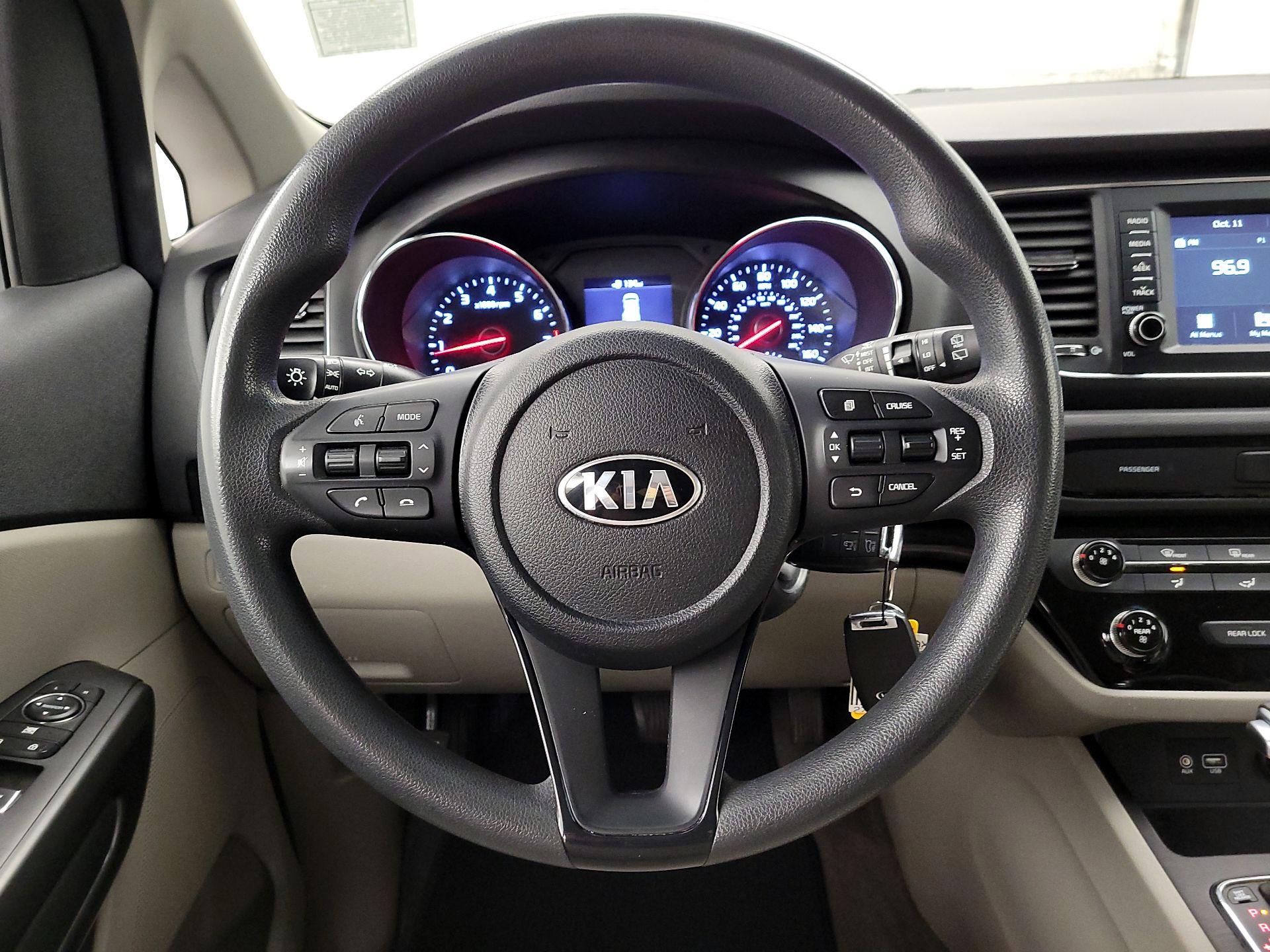 Thumbnail: 2021 Kia Sedona - 10