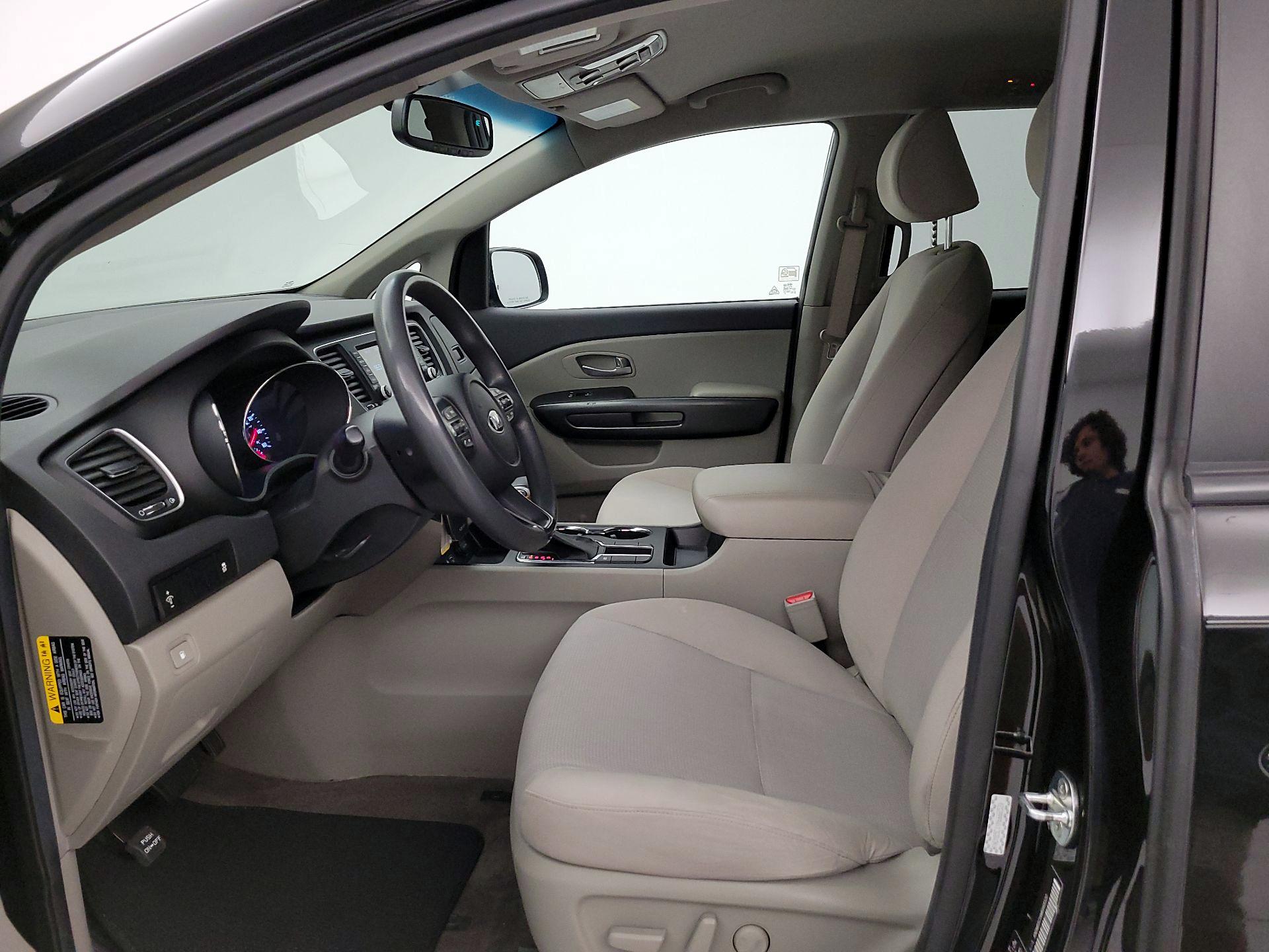 Thumbnail: 2021 Kia Sedona - 11