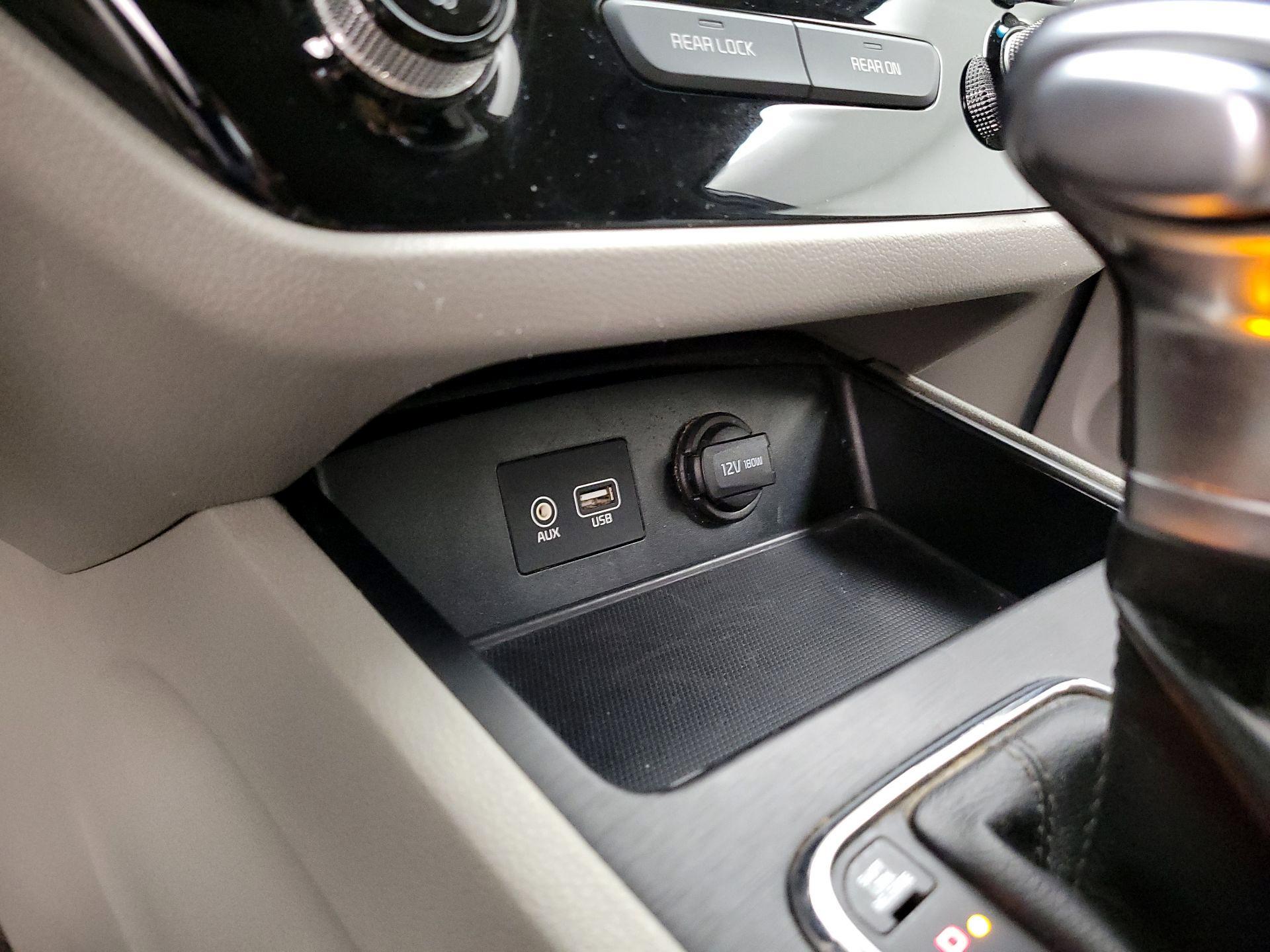 Thumbnail: 2021 Kia Sedona - 18