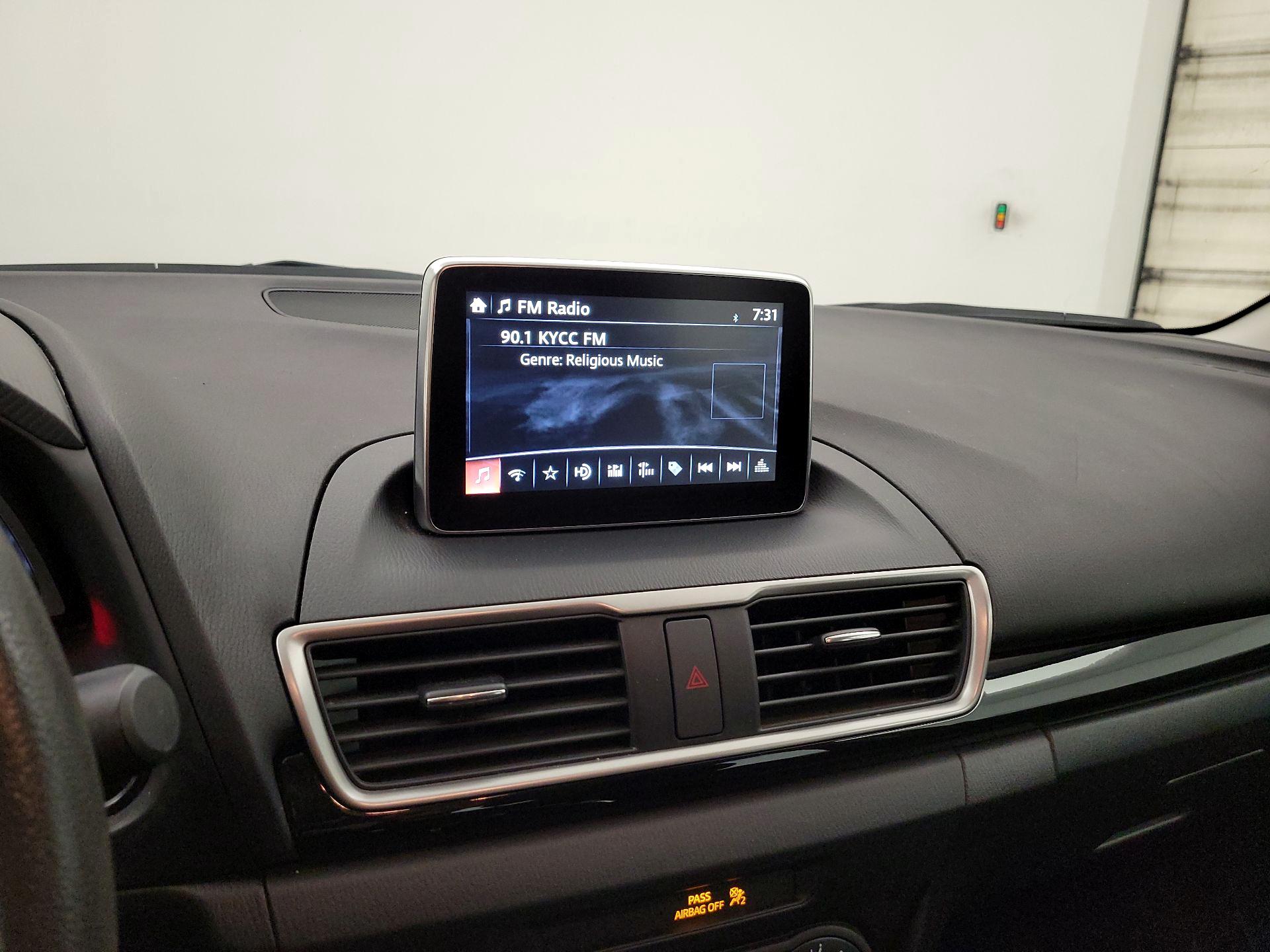 Thumbnail: 2016 Mazda Mazda3 - 16