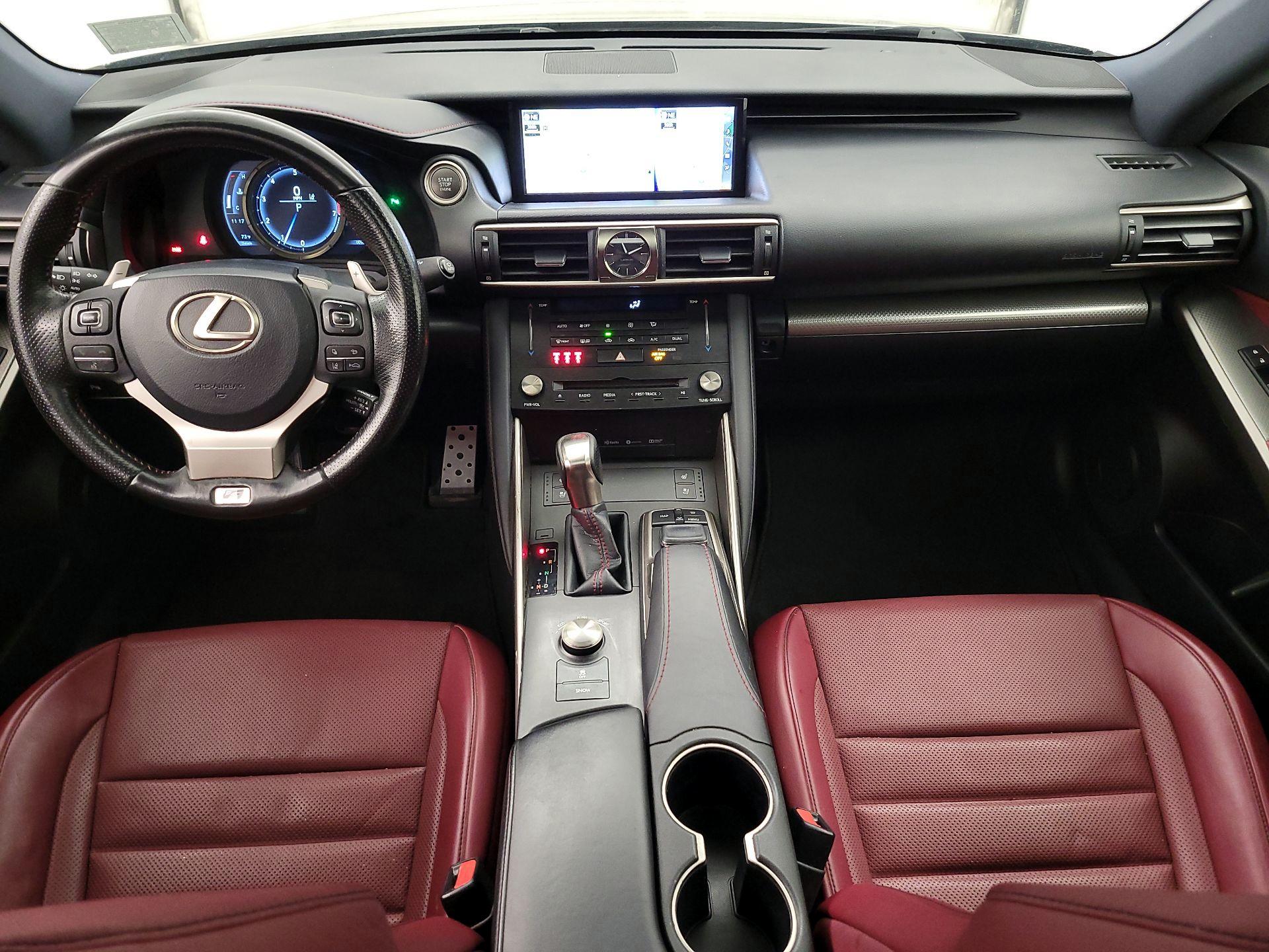 Thumbnail: 2018 Lexus IS - 9