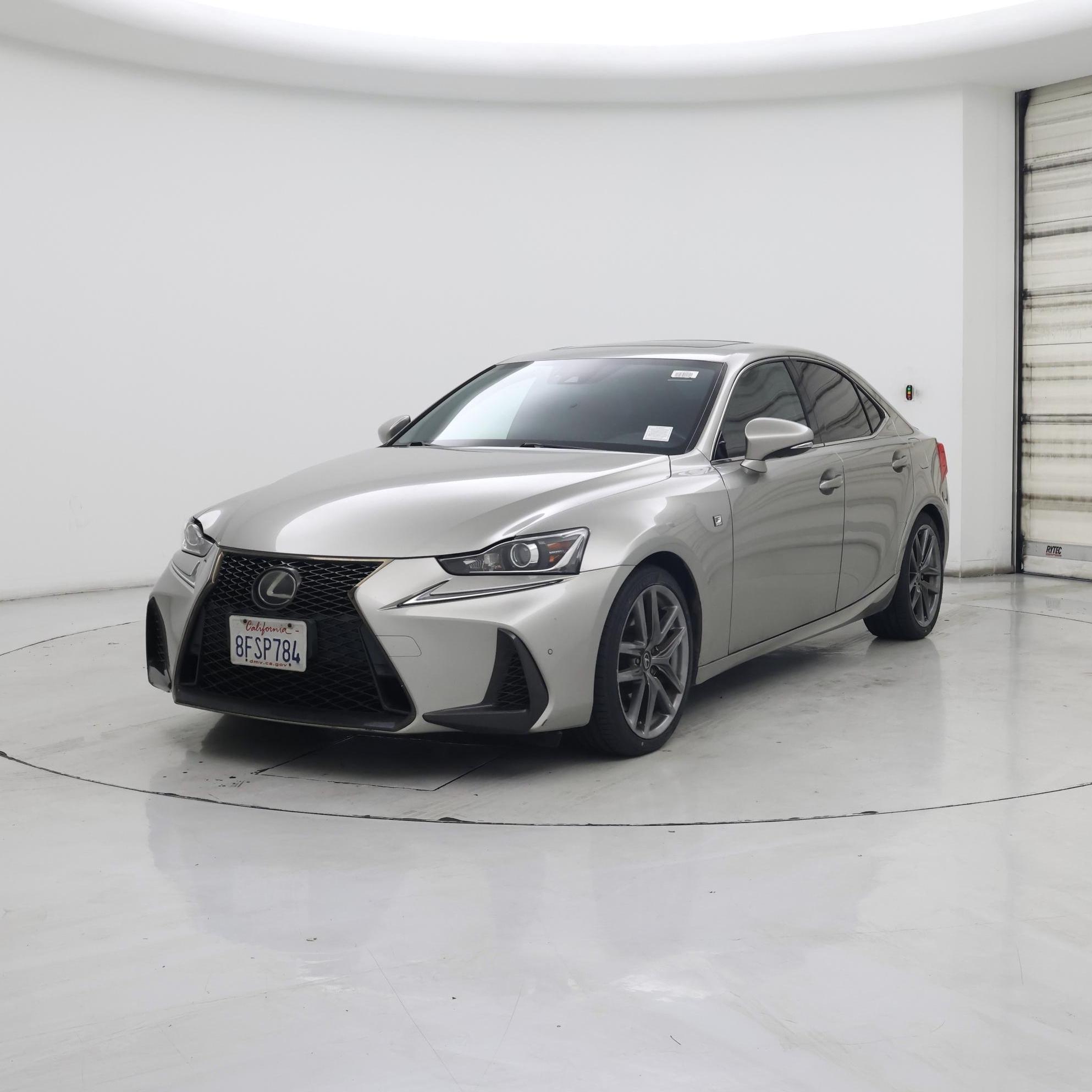 Thumbnail: 2018 Lexus IS - 4