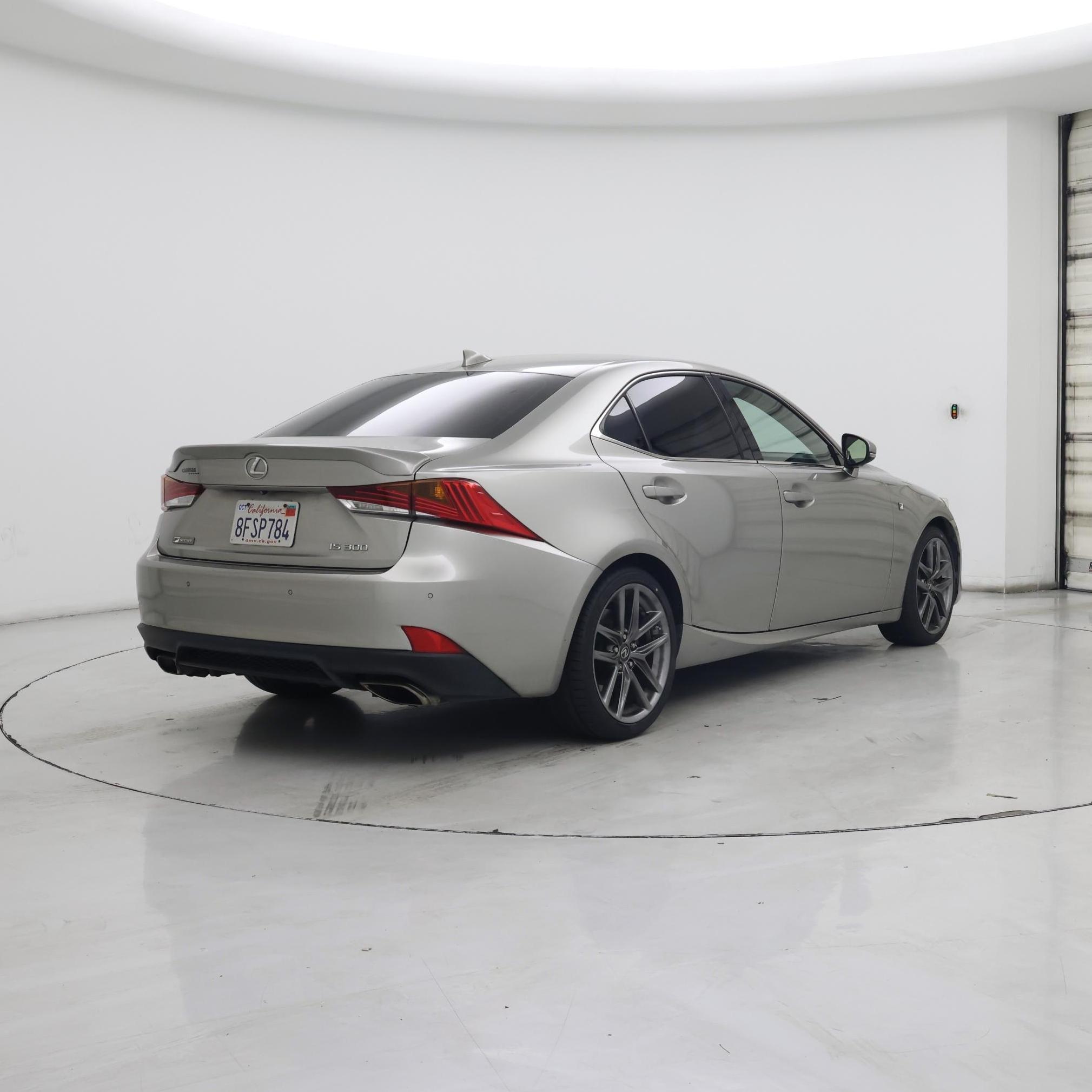 Thumbnail: 2018 Lexus IS - 8