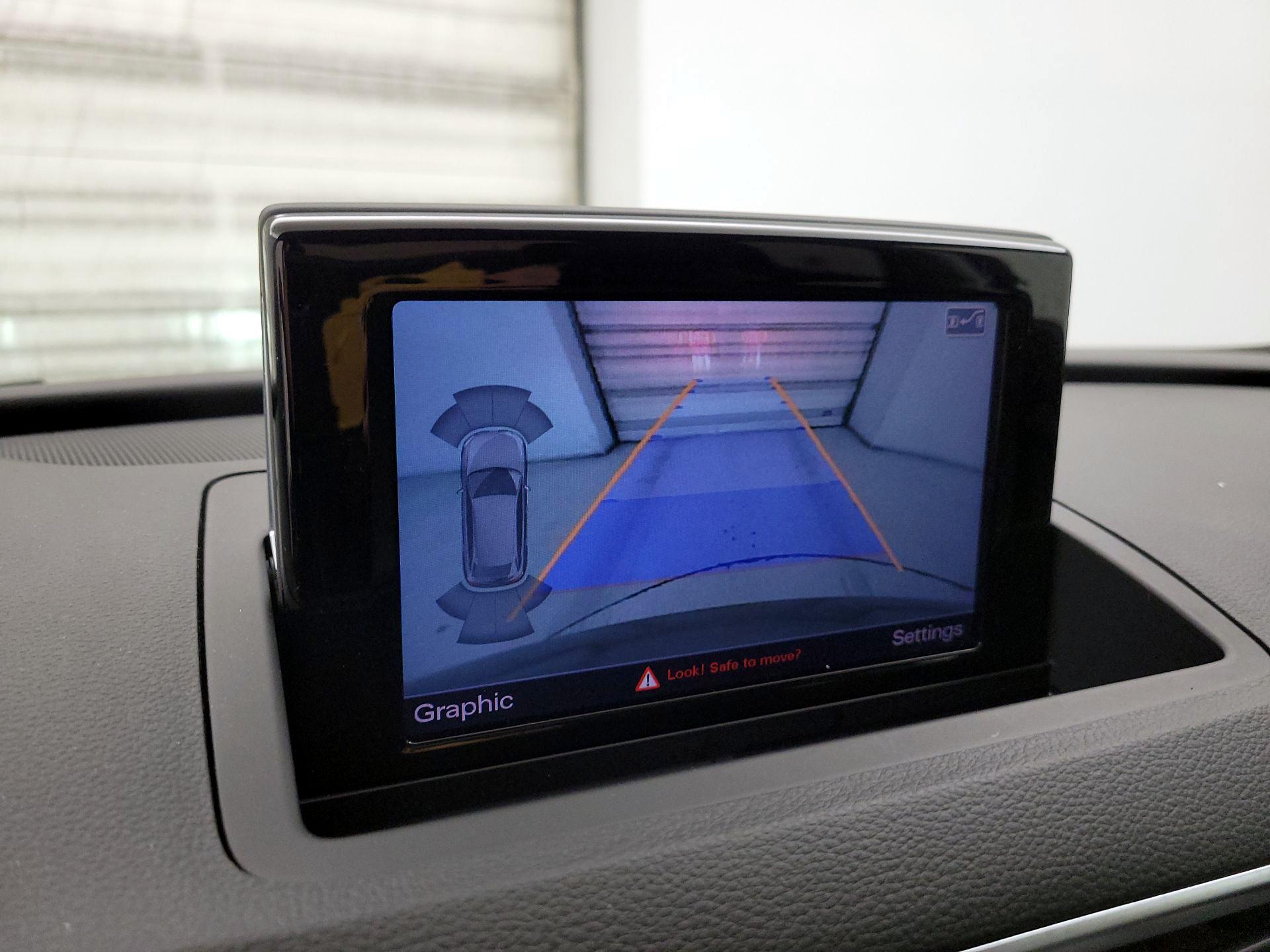 Thumbnail: 2017 Audi Q3 - 15