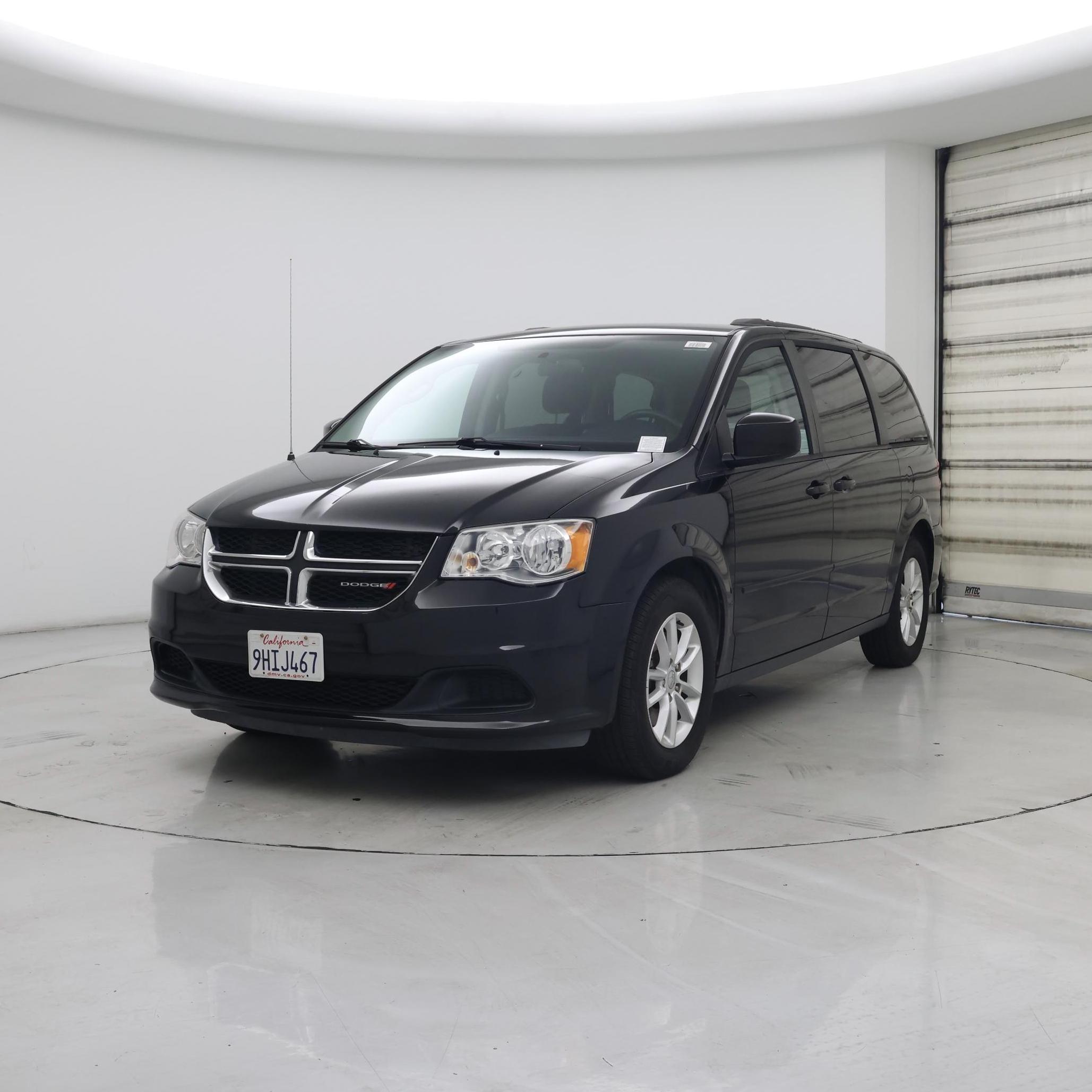 Thumbnail: 2016 Dodge Grand Caravan - 4