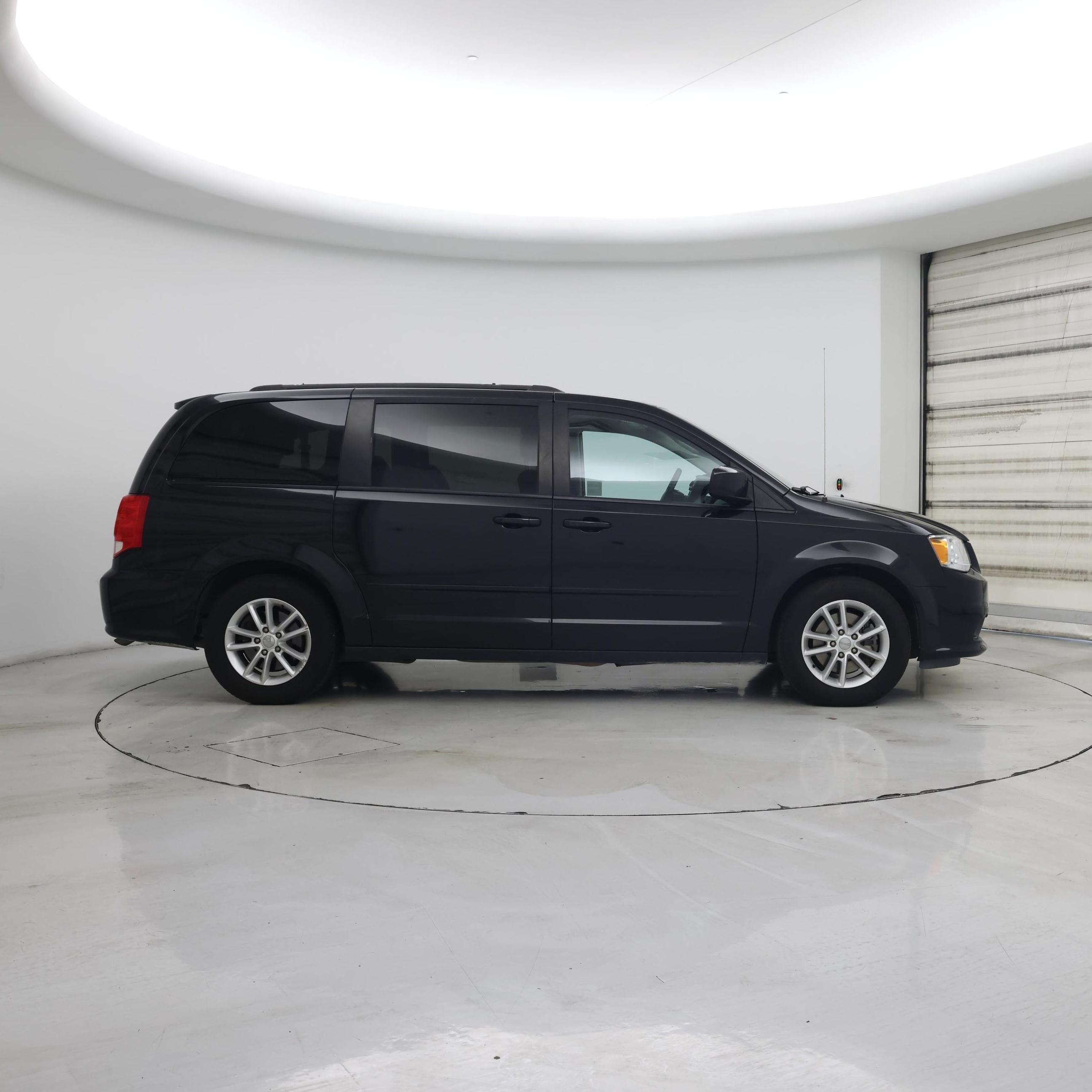 Thumbnail: 2016 Dodge Grand Caravan - 7