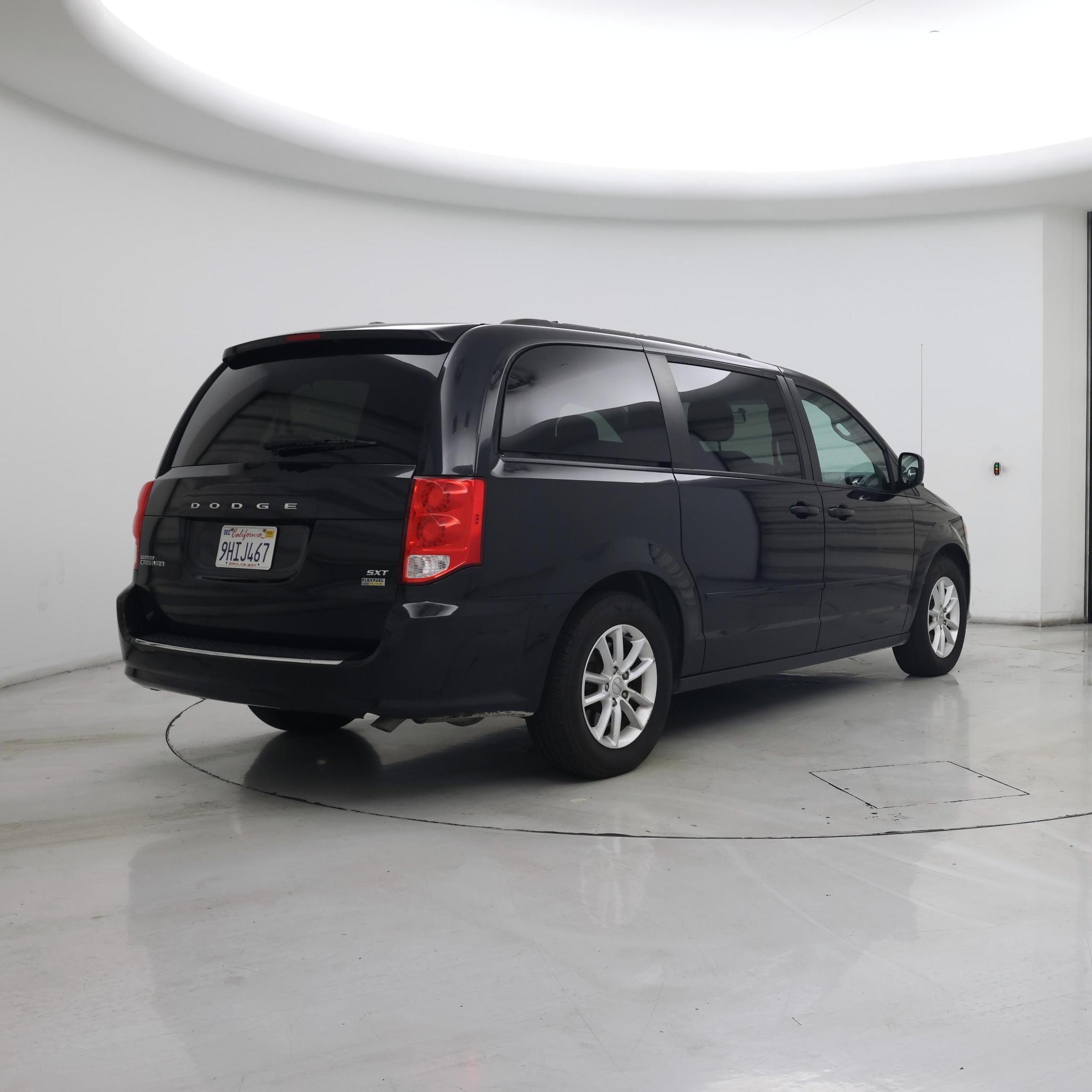 Thumbnail: 2016 Dodge Grand Caravan - 8