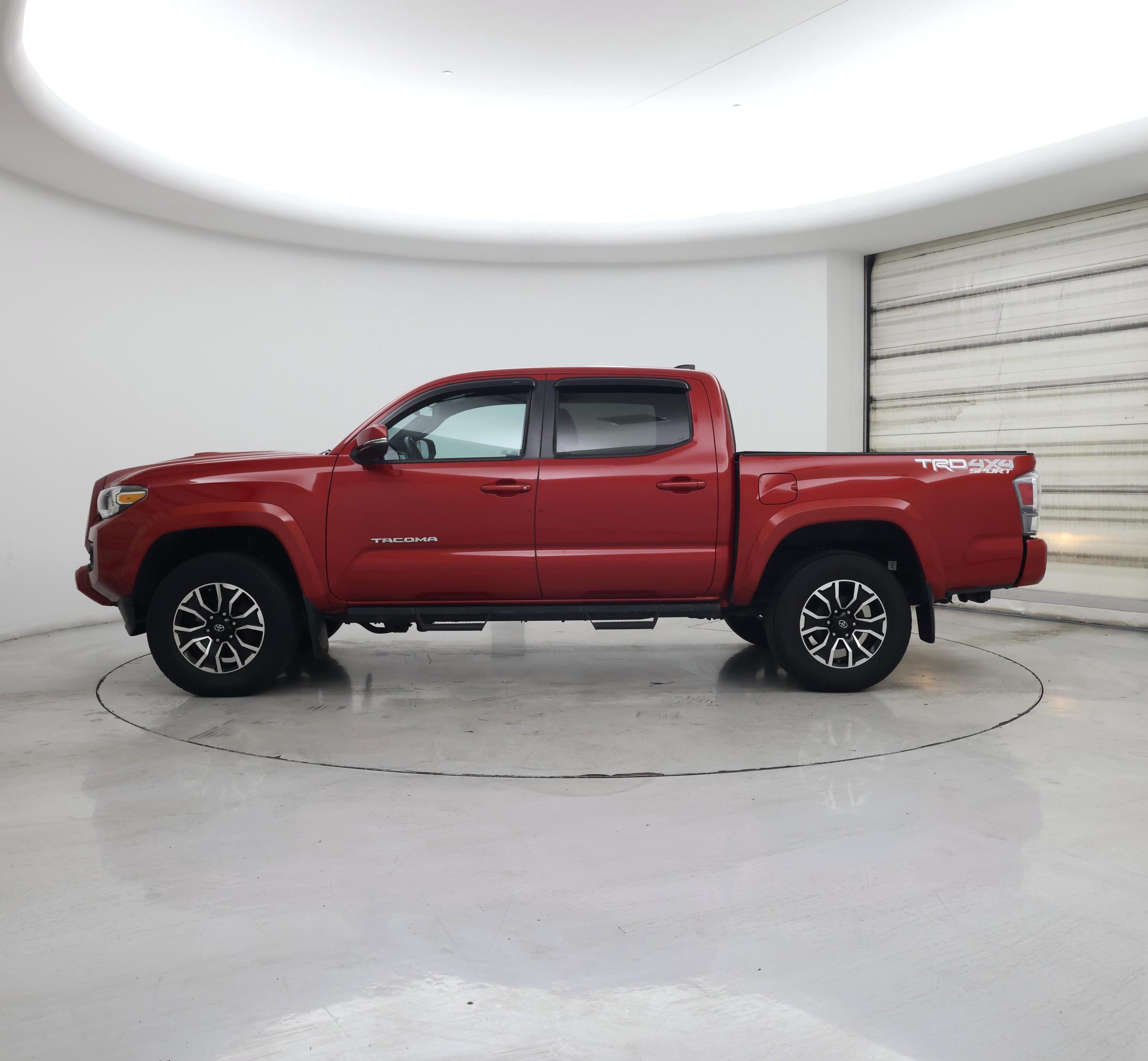 Thumbnail: 2020 Toyota Tacoma - 3