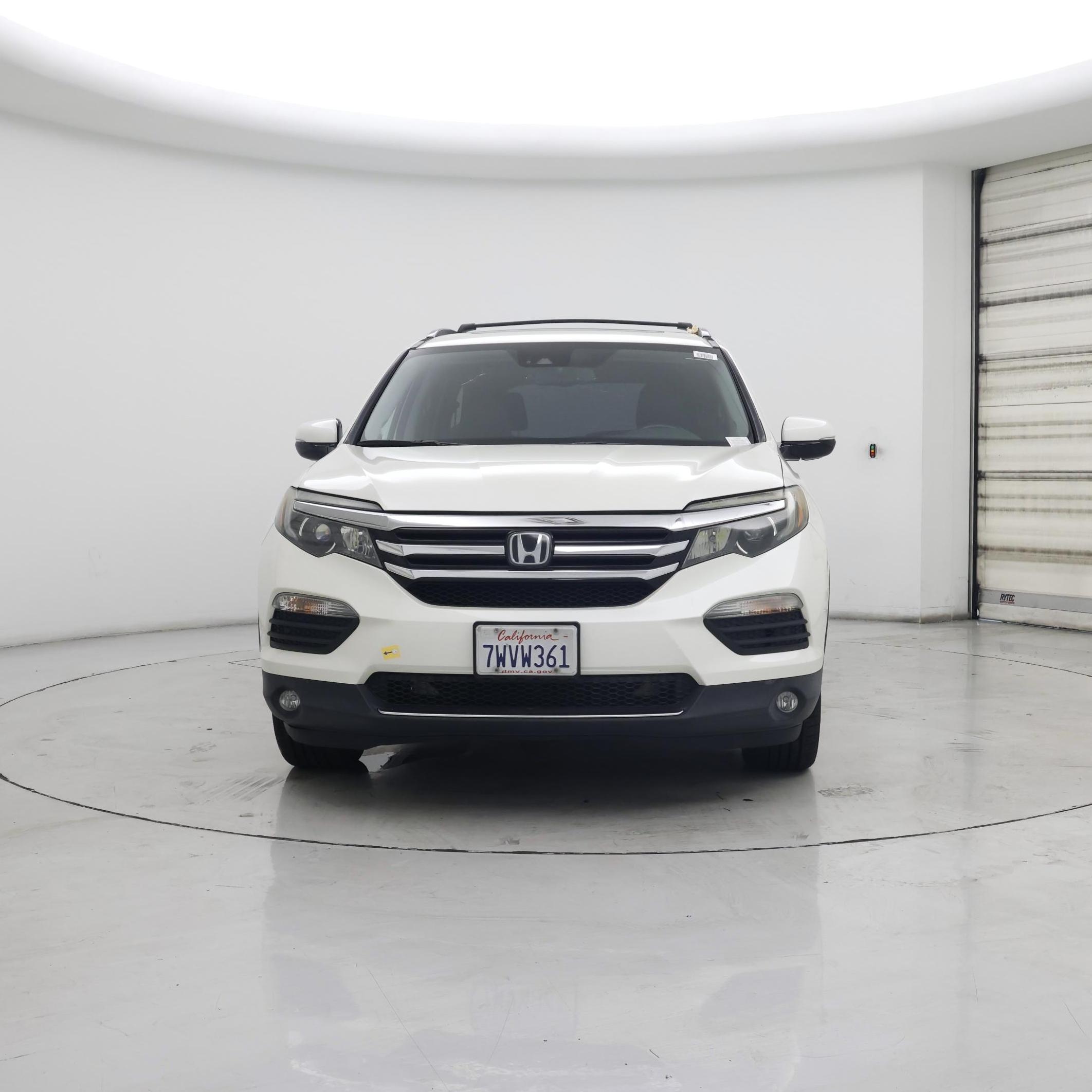 Thumbnail: 2017 Honda Pilot - 5