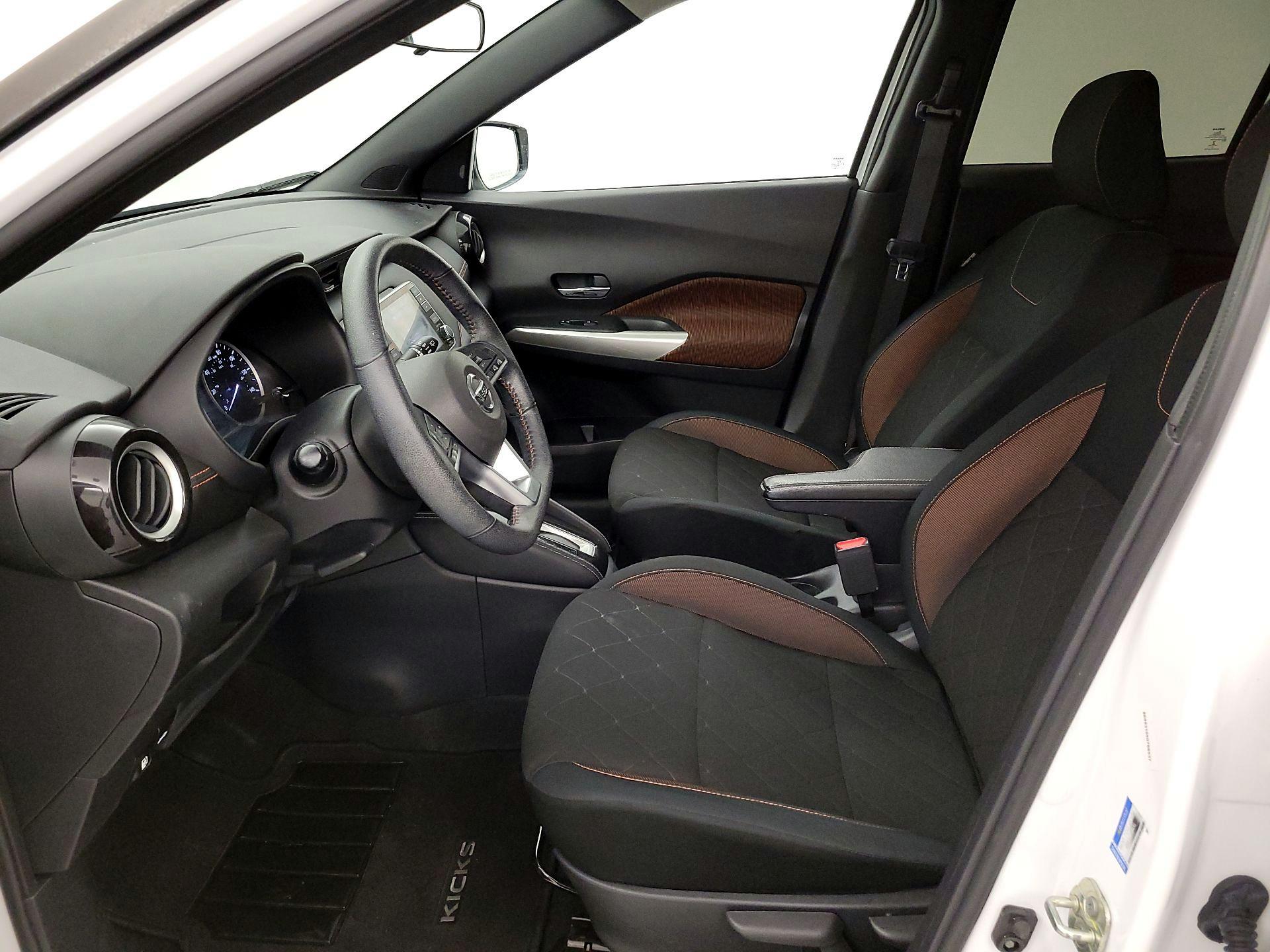 Thumbnail: 2020 Nissan Kicks - 11