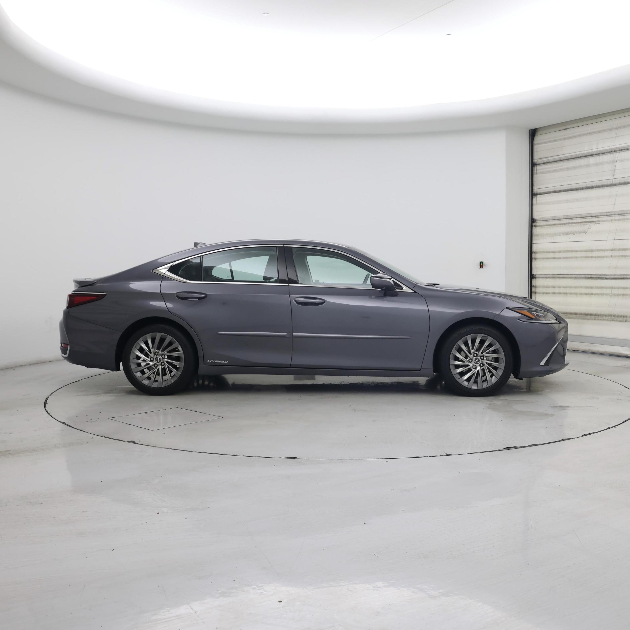 Thumbnail: 2020 Lexus ES - 7