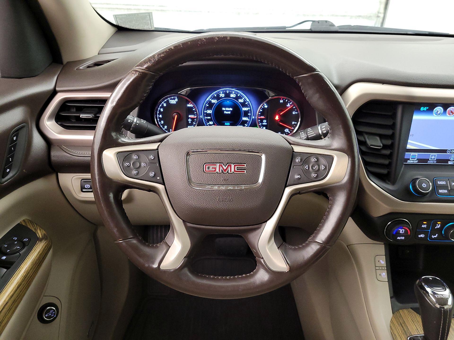 Thumbnail: 2018 GMC Acadia - 10