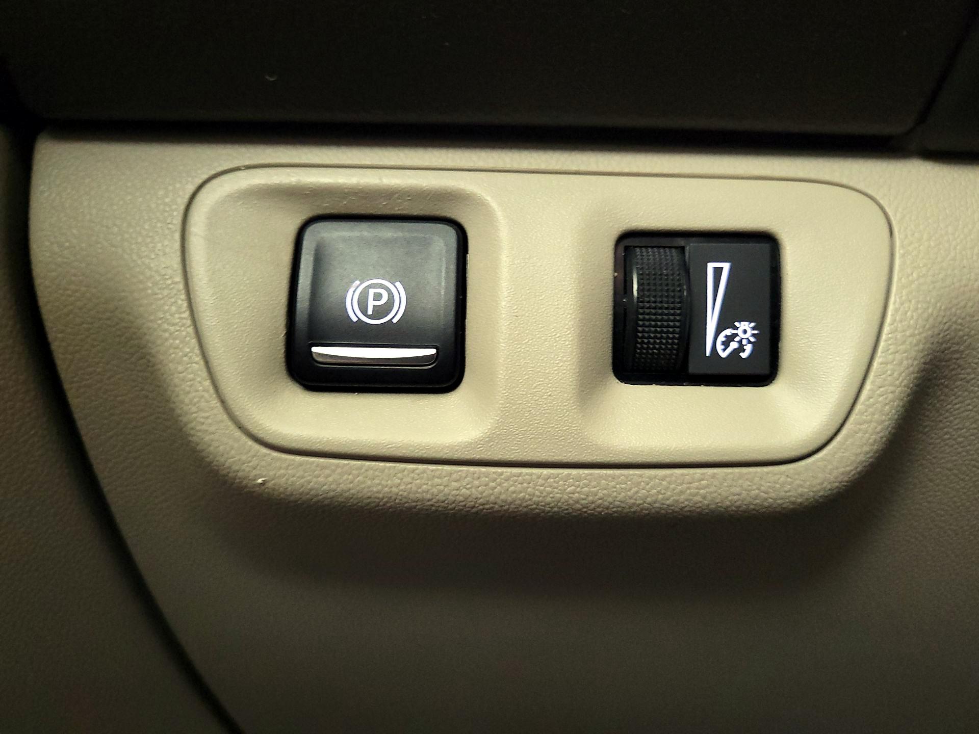 Thumbnail: 2018 GMC Acadia - 13