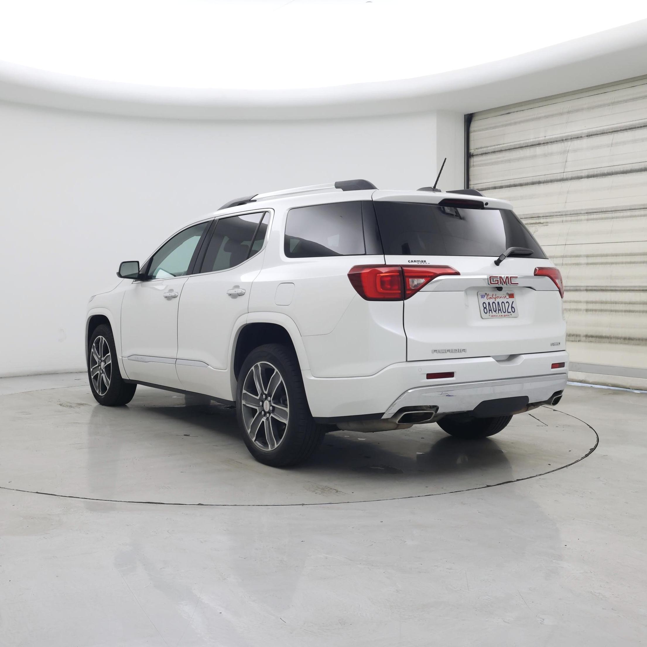 Thumbnail: 2018 GMC Acadia - 2