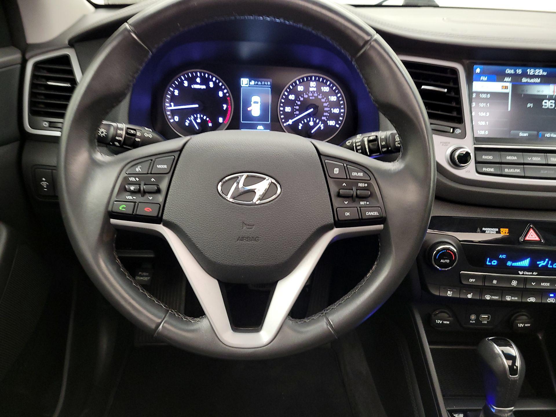 Thumbnail: 2017 Hyundai Tucson - 10