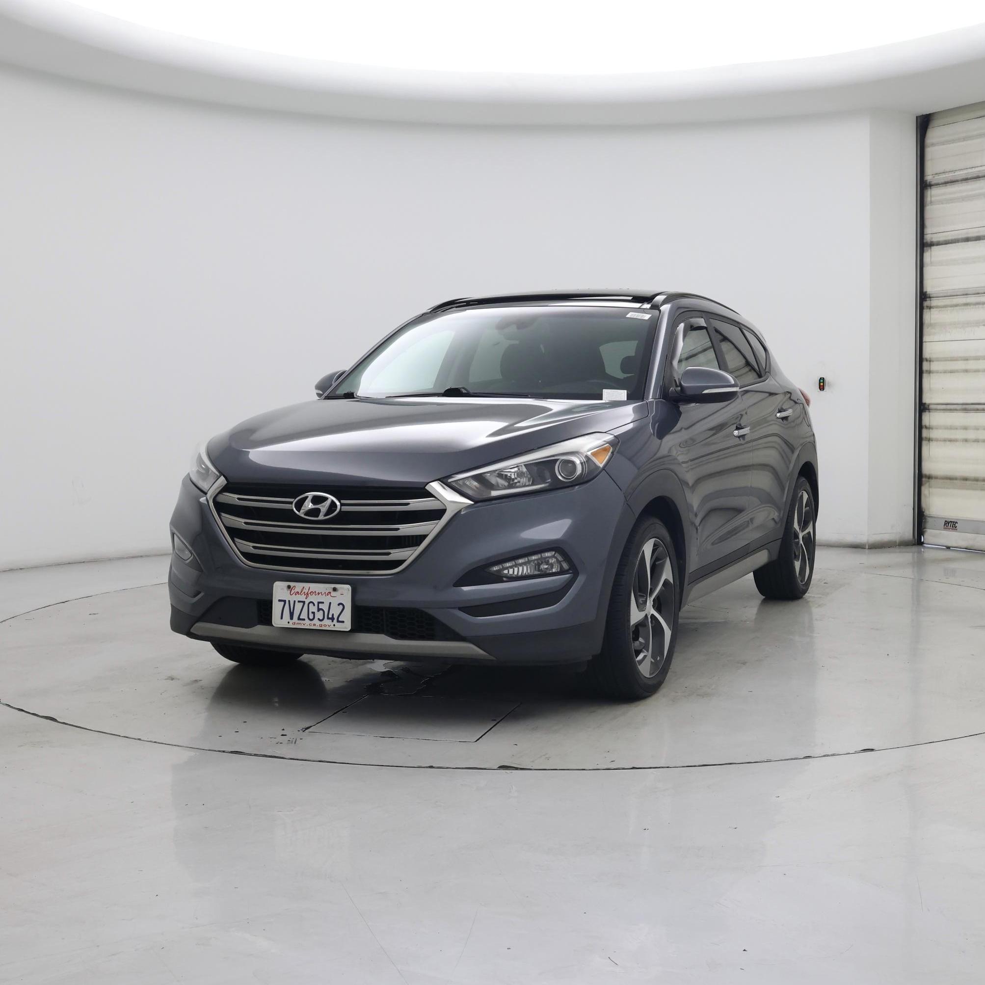Thumbnail: 2017 Hyundai Tucson - 4