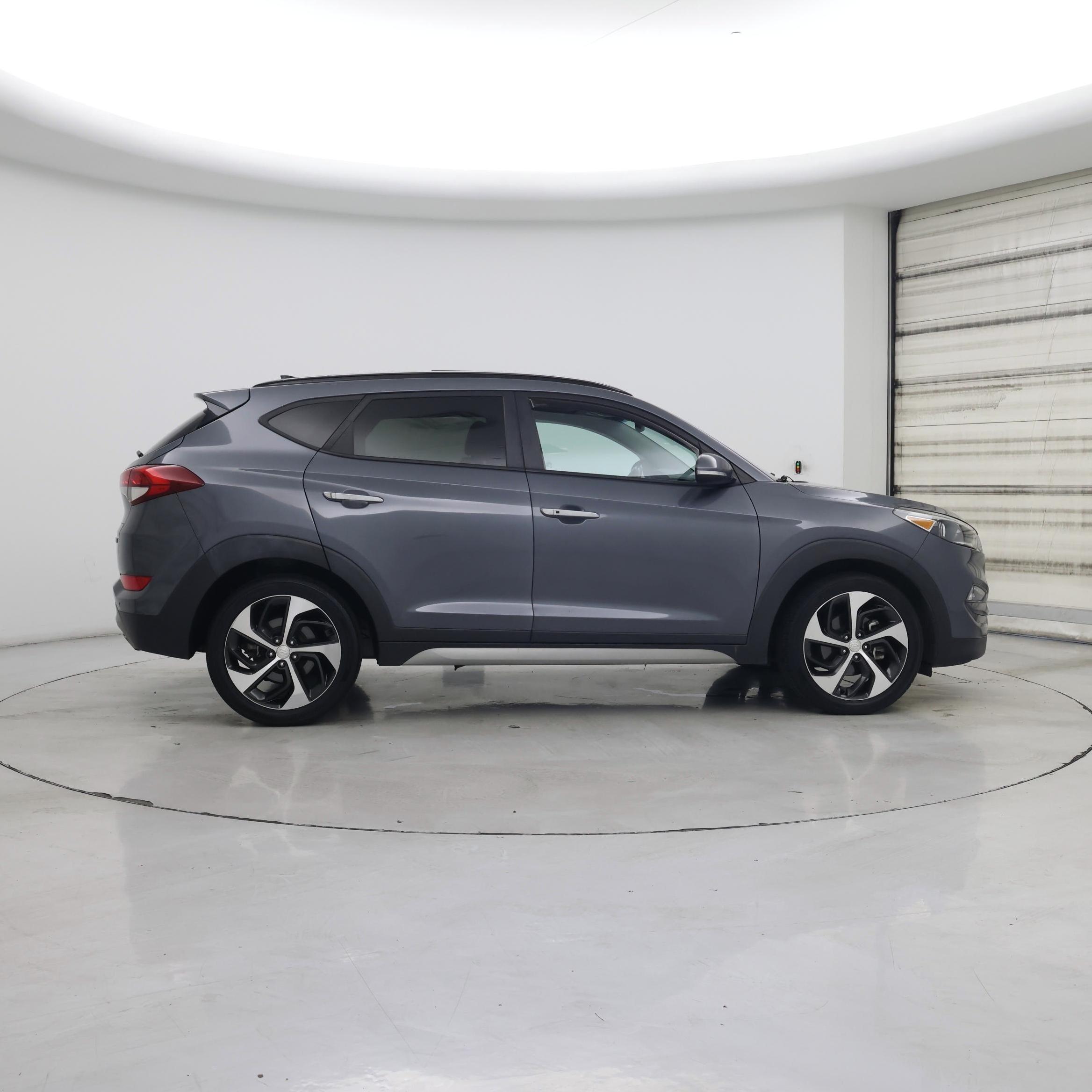 Thumbnail: 2017 Hyundai Tucson - 7