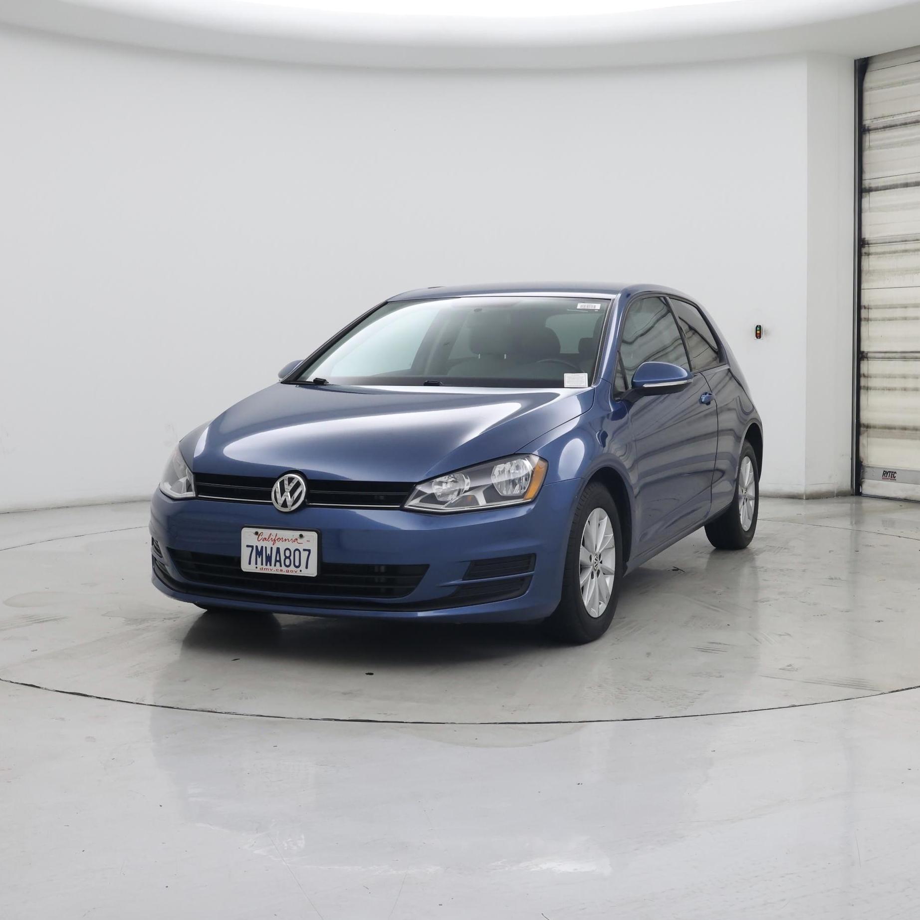 Thumbnail: 2016 Volkswagen Golf - 4