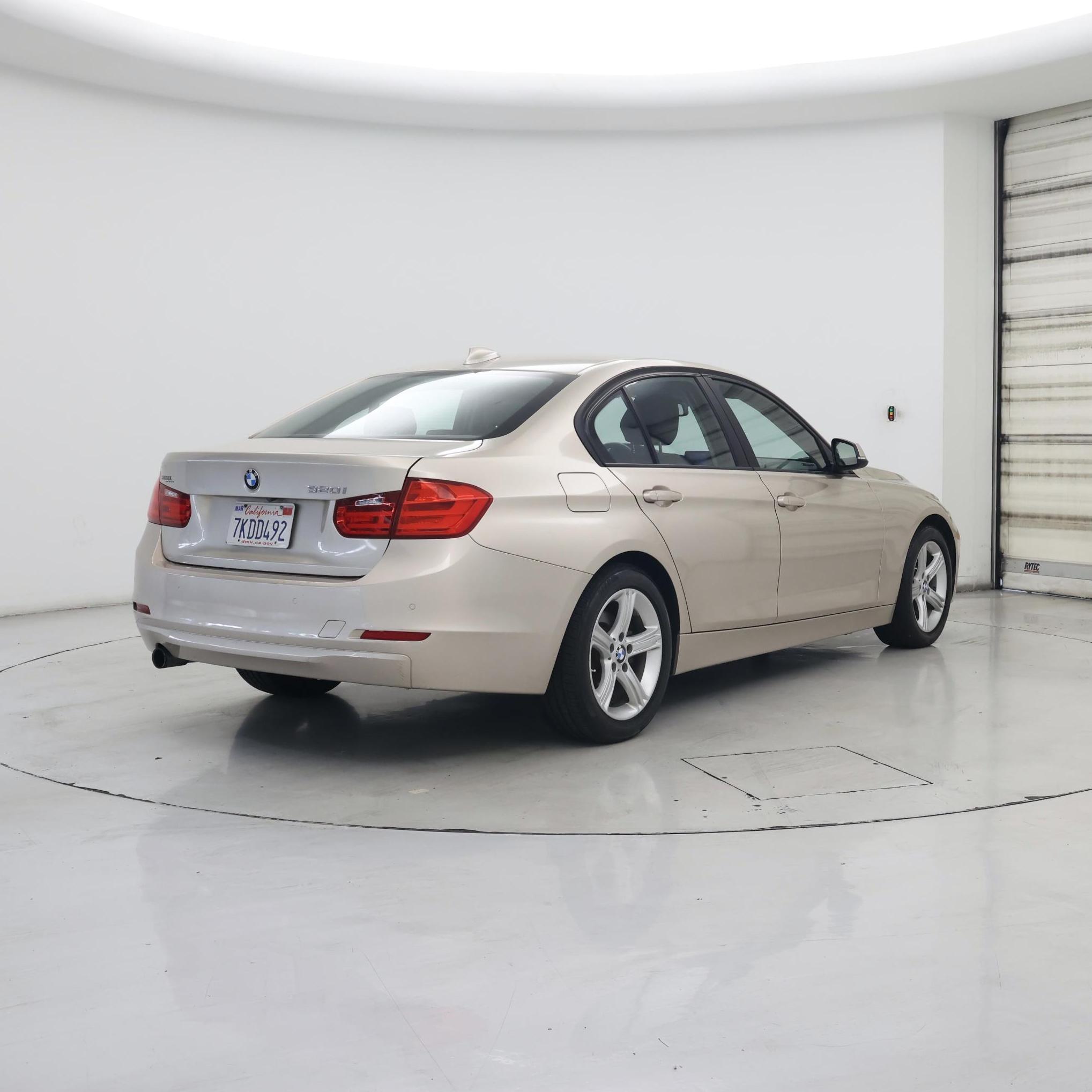 Thumbnail: 2015 BMW 3 Series - 8