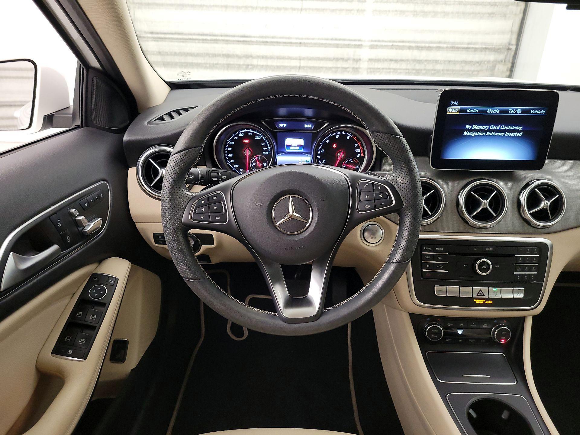 Thumbnail: 2019 Mercedes-Benz GLA - 10