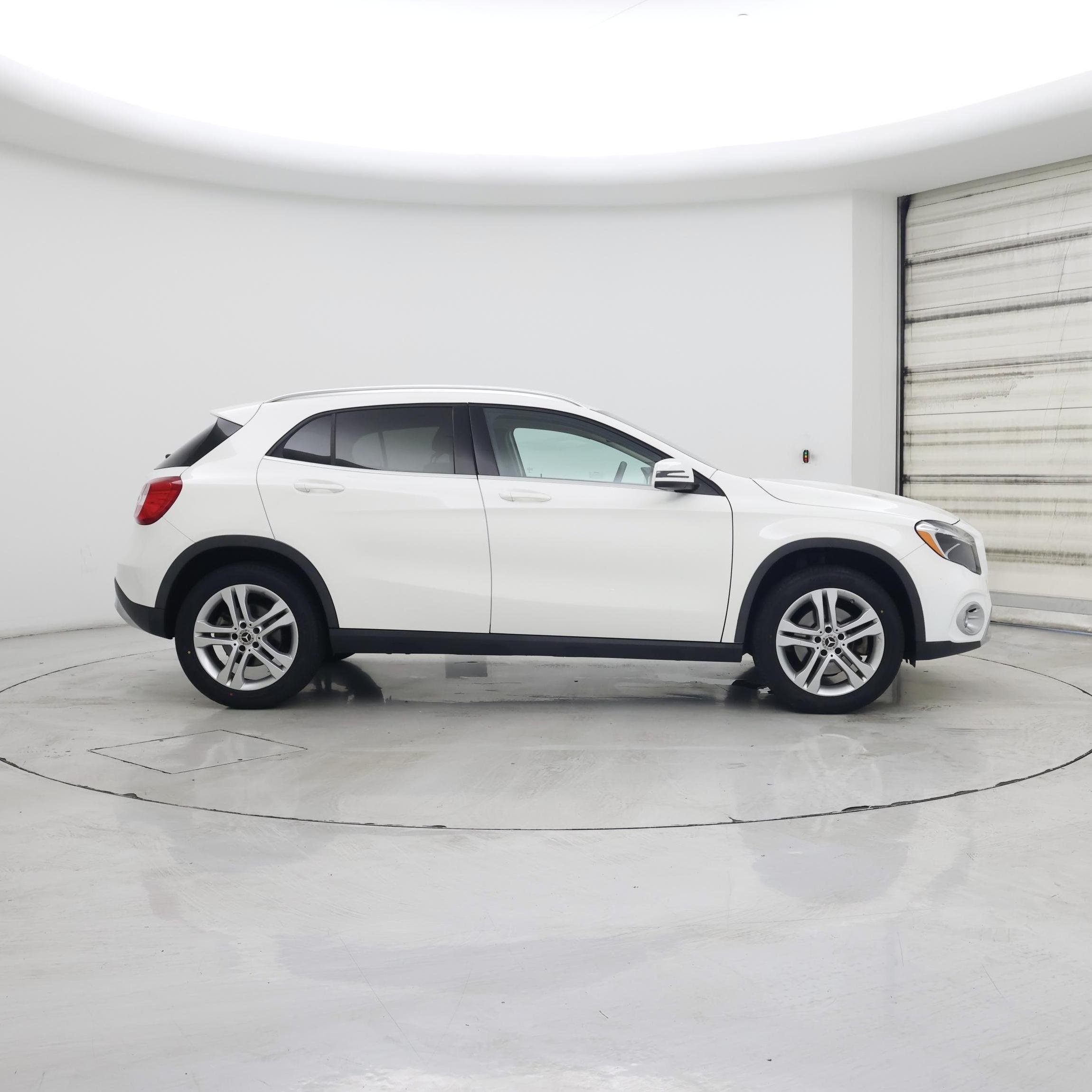 Thumbnail: 2019 Mercedes-Benz GLA - 7