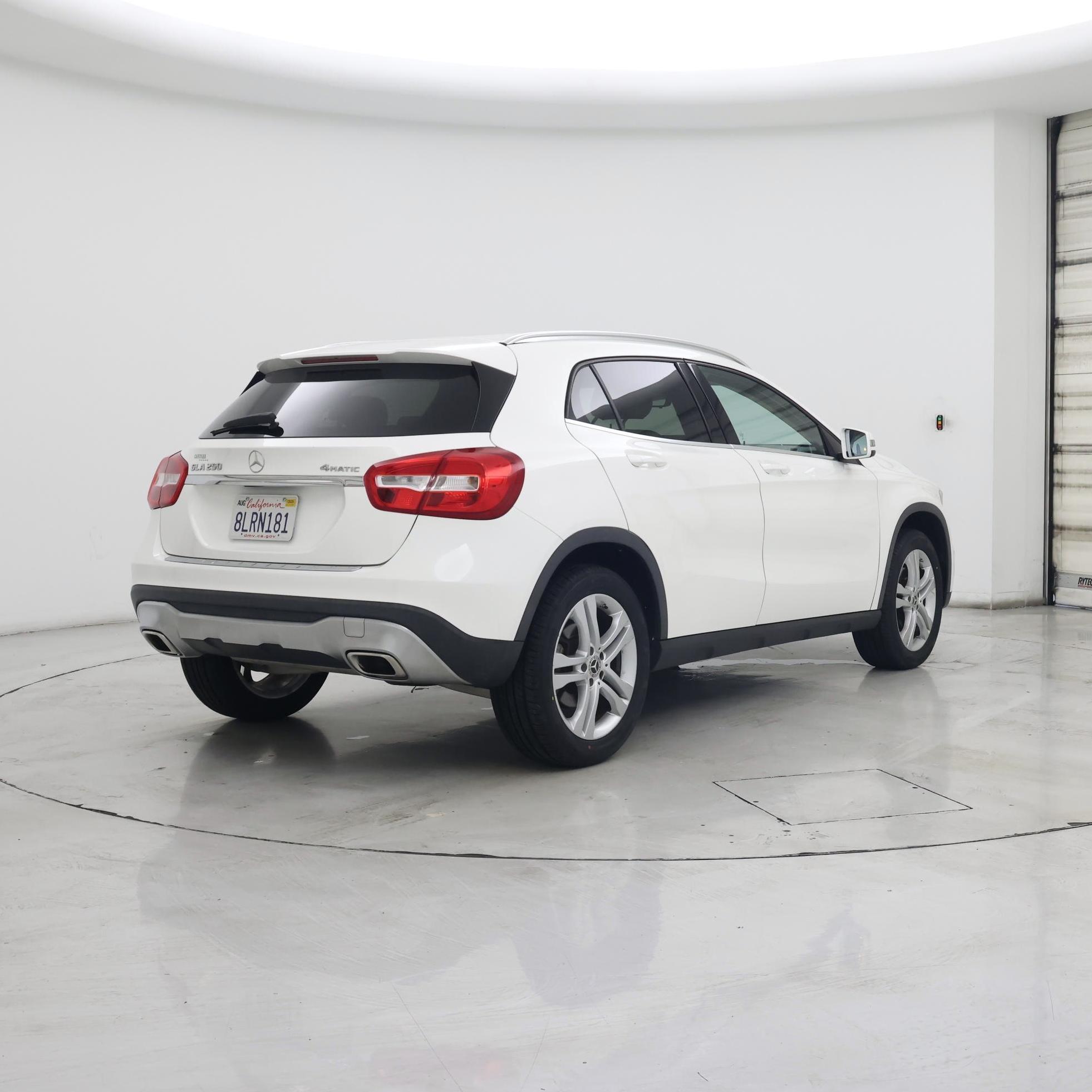 Thumbnail: 2019 Mercedes-Benz GLA - 8