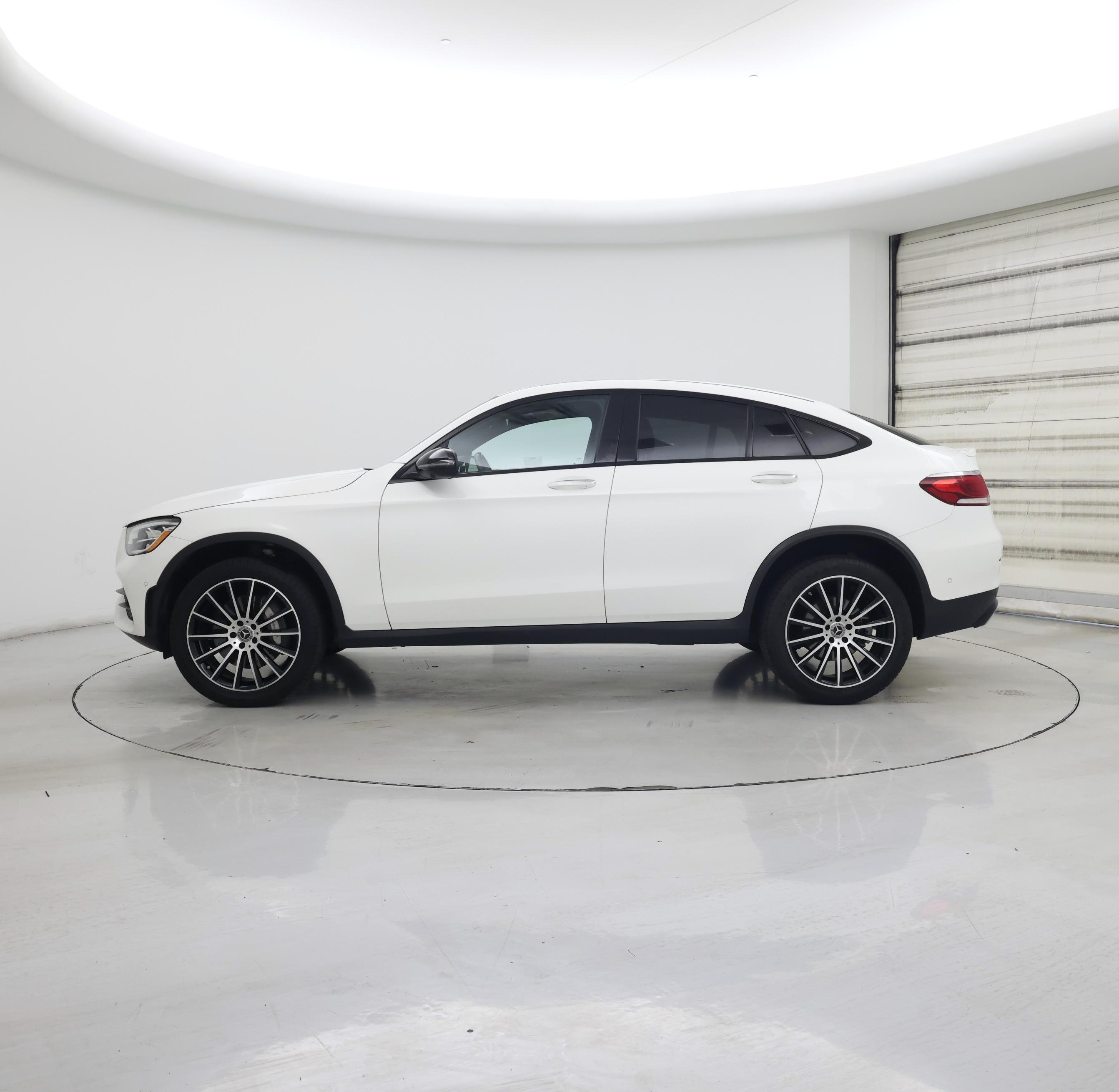 Thumbnail: 2023 Mercedes-Benz GLC - 3