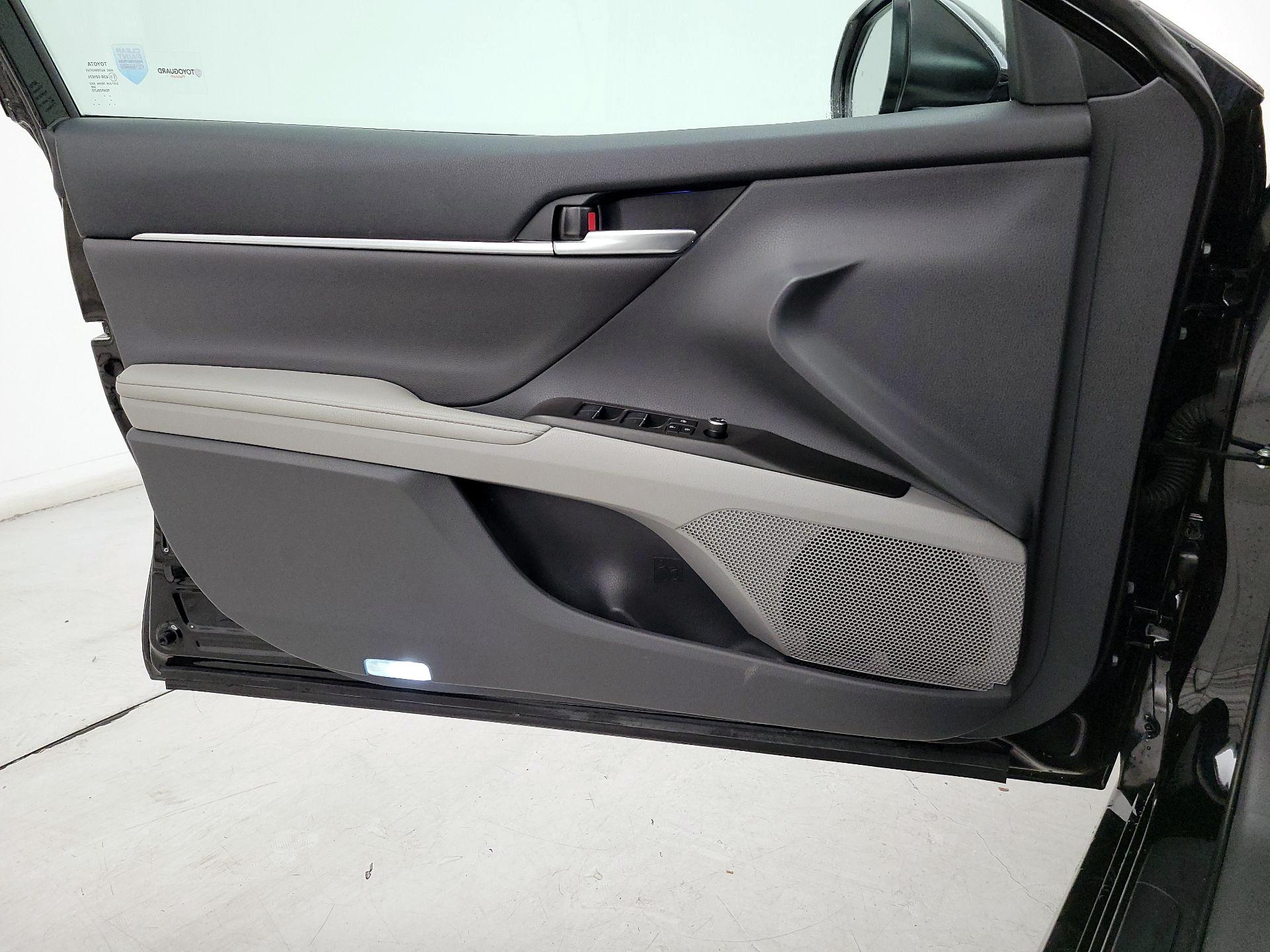 Thumbnail: 2024 Toyota Camry - 12