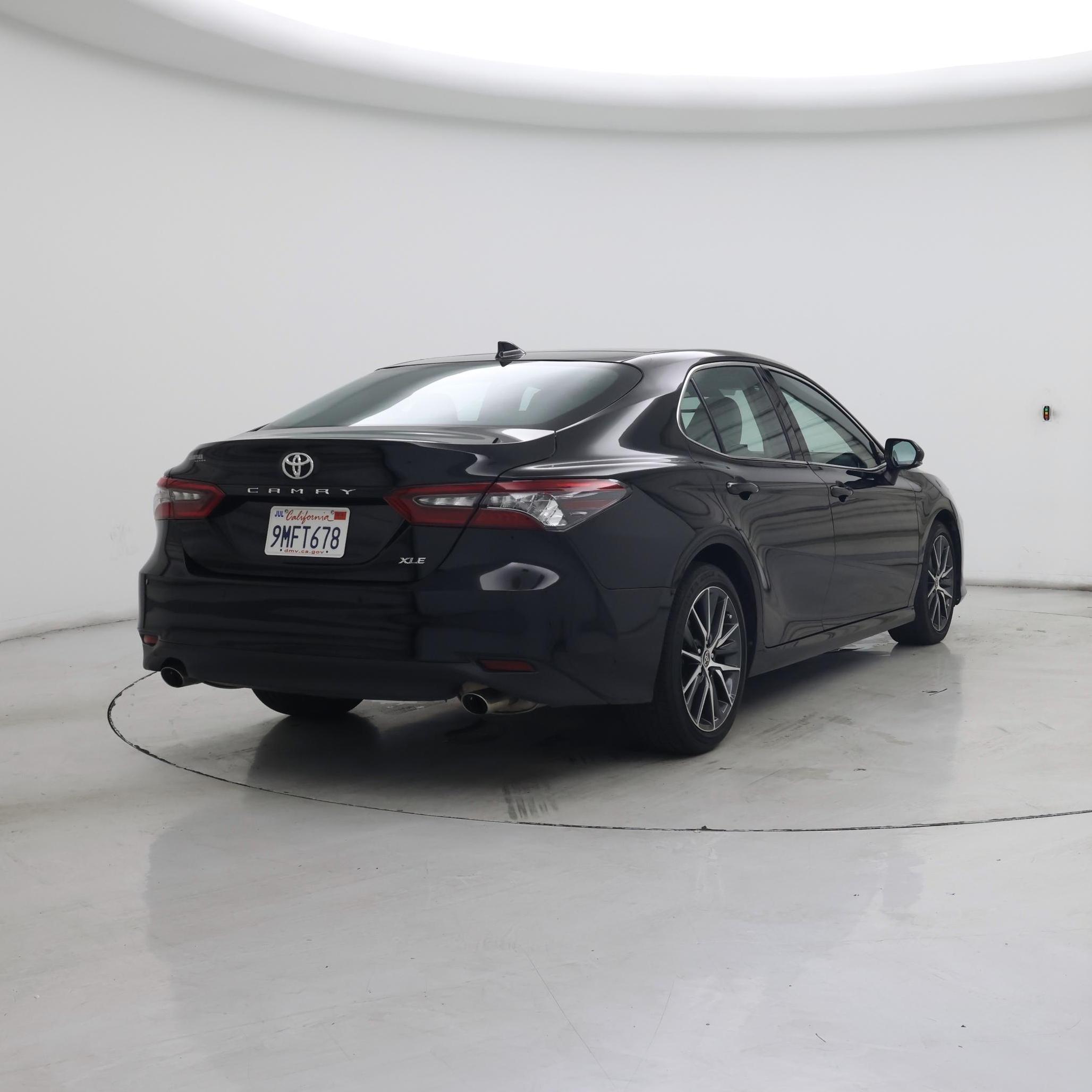 Thumbnail: 2024 Toyota Camry - 8