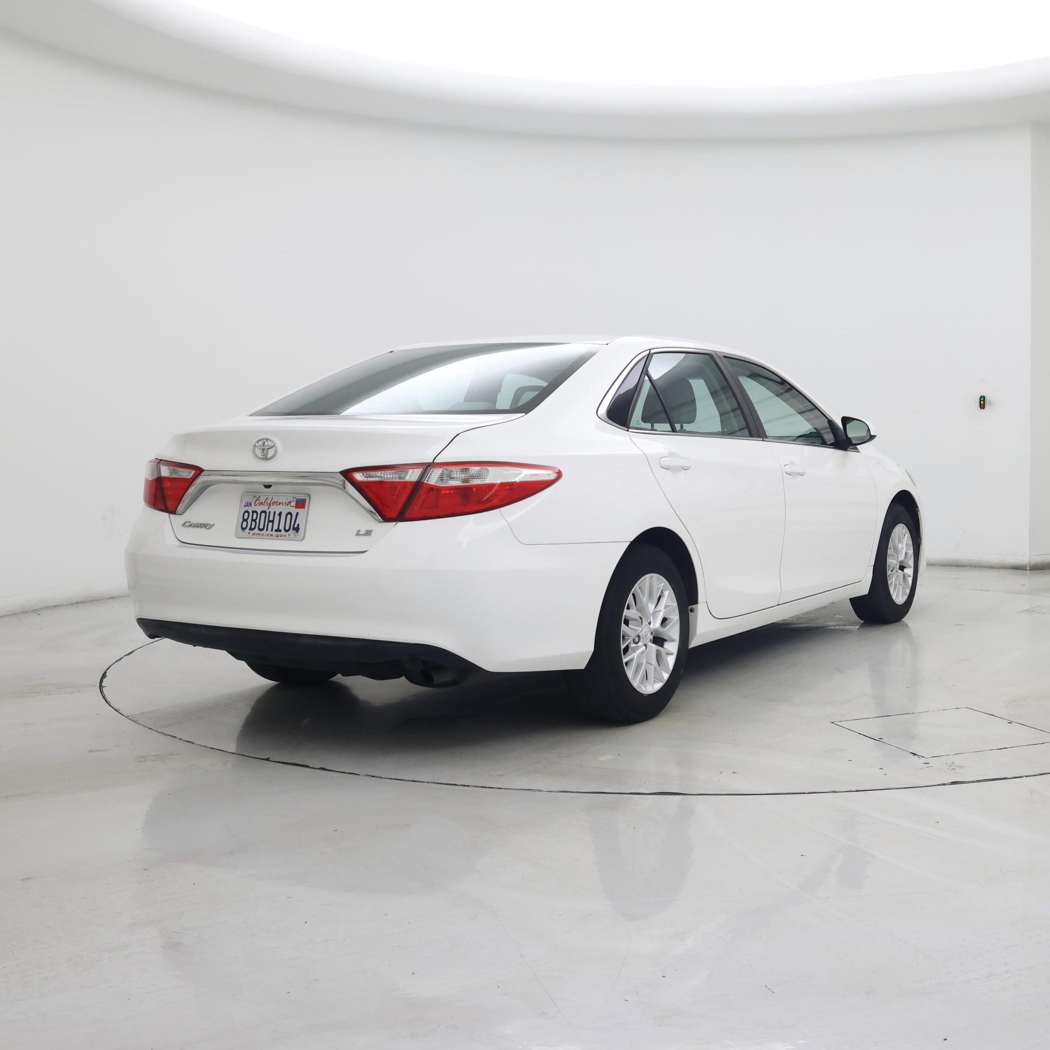 Thumbnail: 2016 Toyota Camry - 8