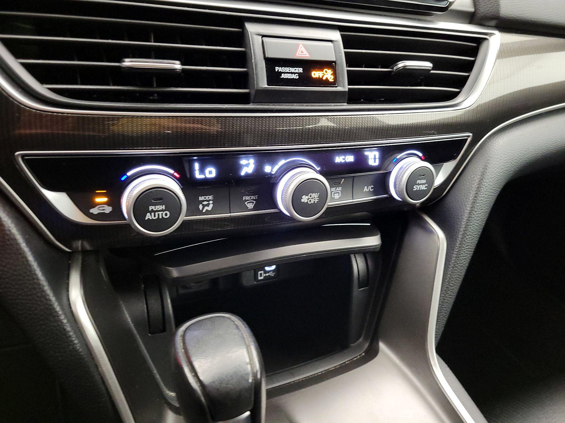 Thumbnail: 2018 Honda Accord - 16