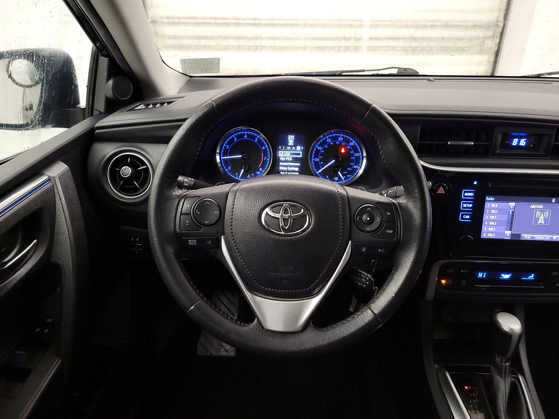 Thumbnail: 2017 Toyota Corolla - 10